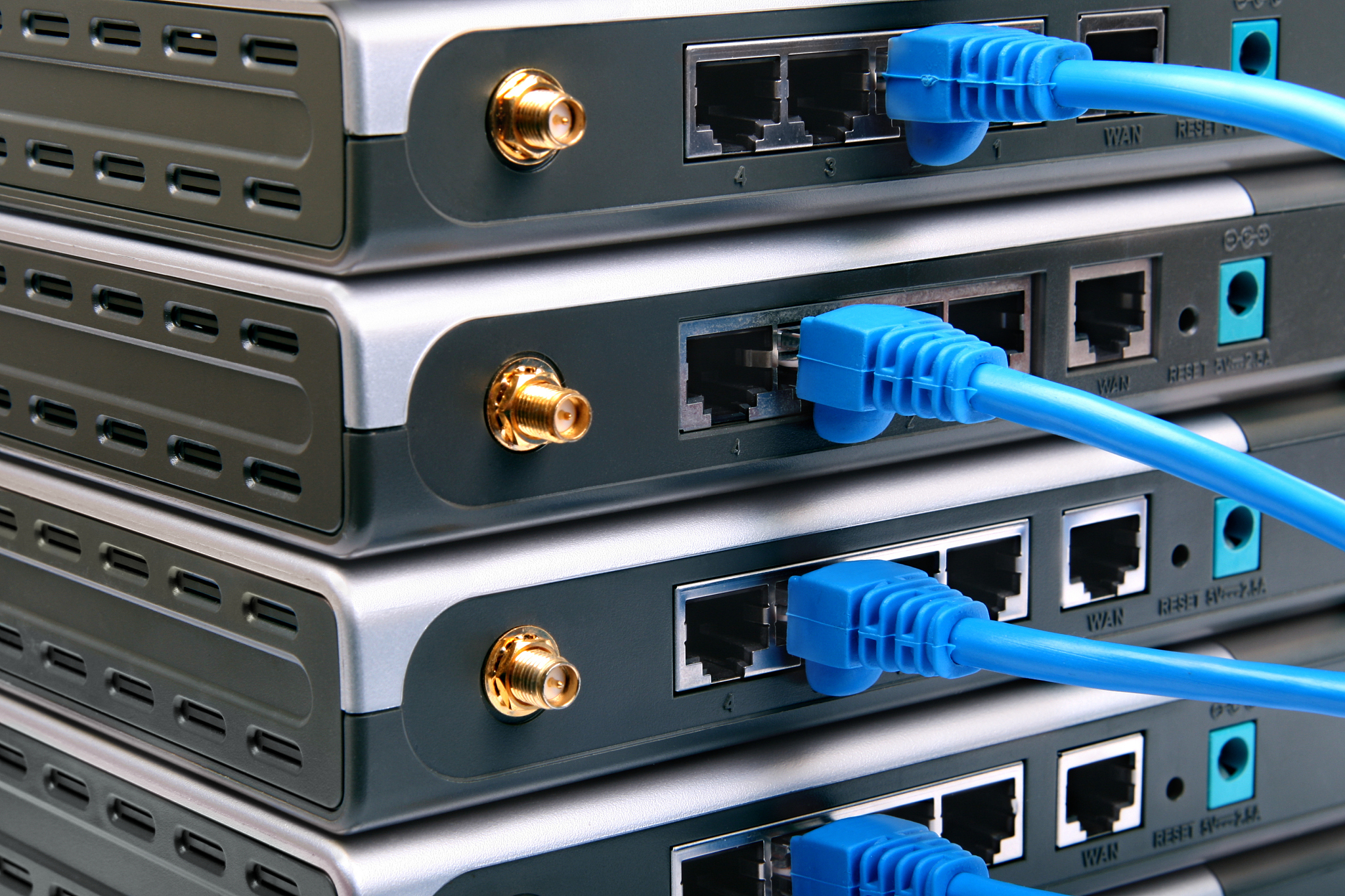 主机路由表：哪些目标 IP 地址不会从本机网卡发出 1P 包？