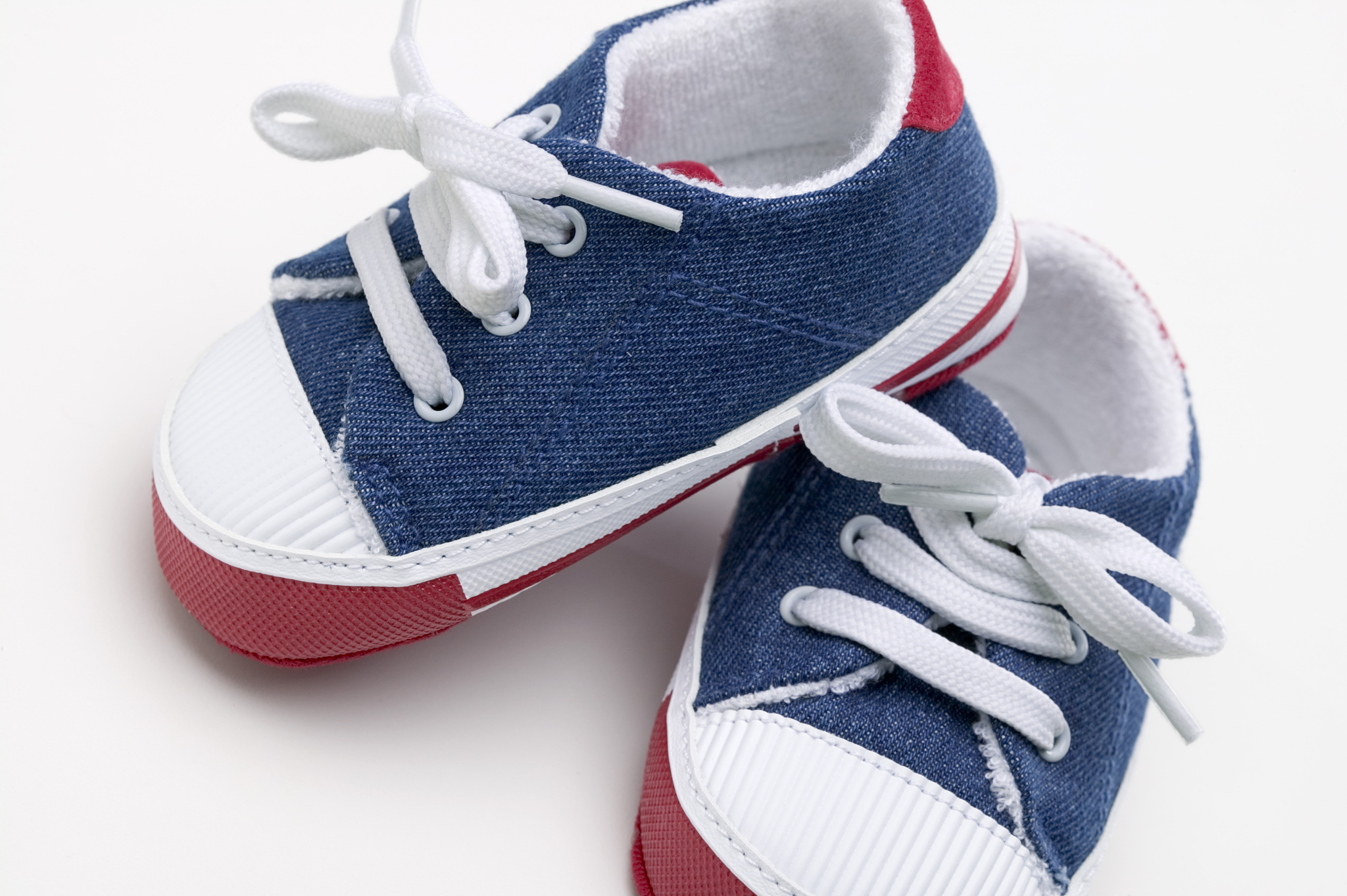 夏天活力无限，运动童鞋助力足部健康发育