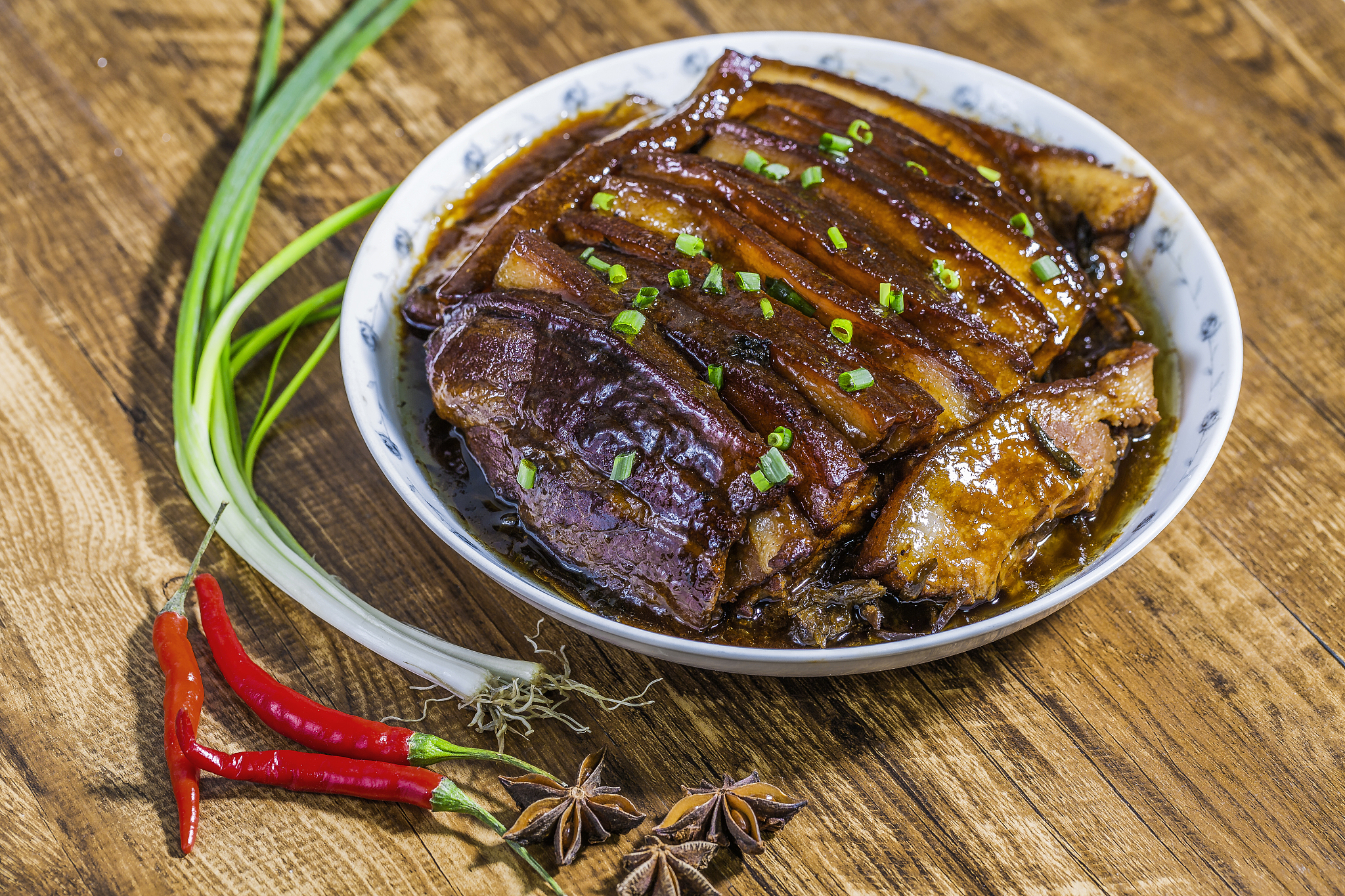 用连州星子扣肉开一家健康餐饮店它的策划部分与定位