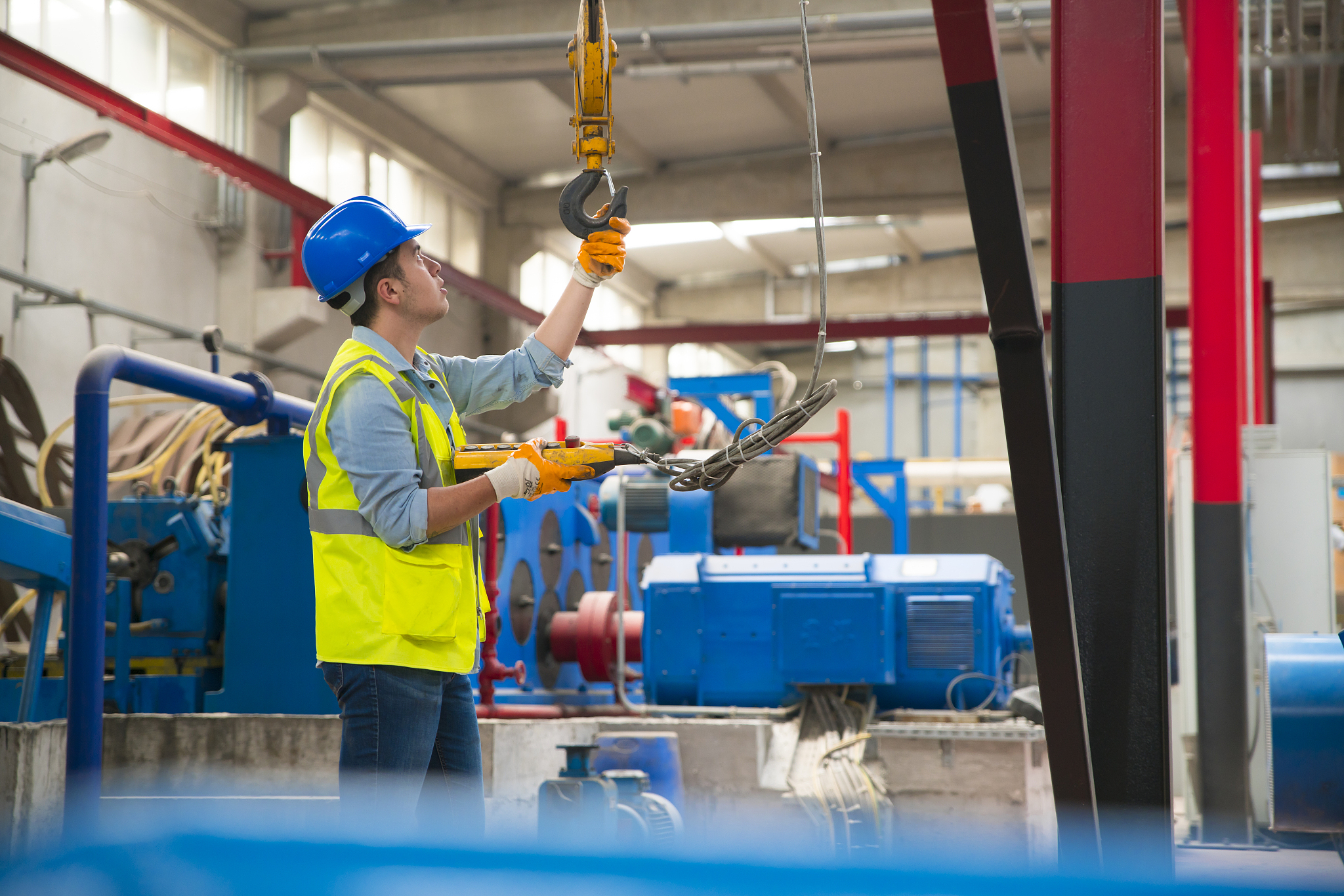 起重机超起先落还是物项先落