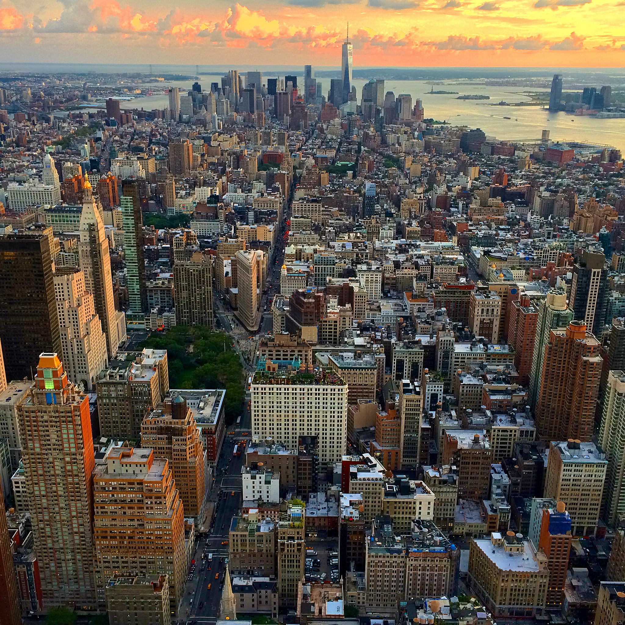 Best Cities to Live in the US: Top 10 Ranking & Factors to Consider