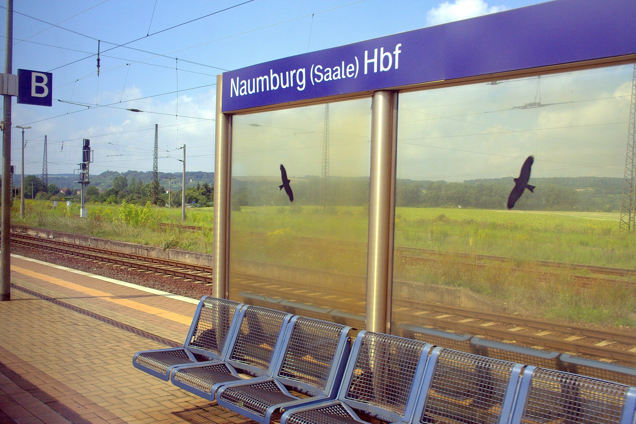 Subway Station Ventilation and Air Conditioning System: A Comparative Analysis with Above-Ground Structures