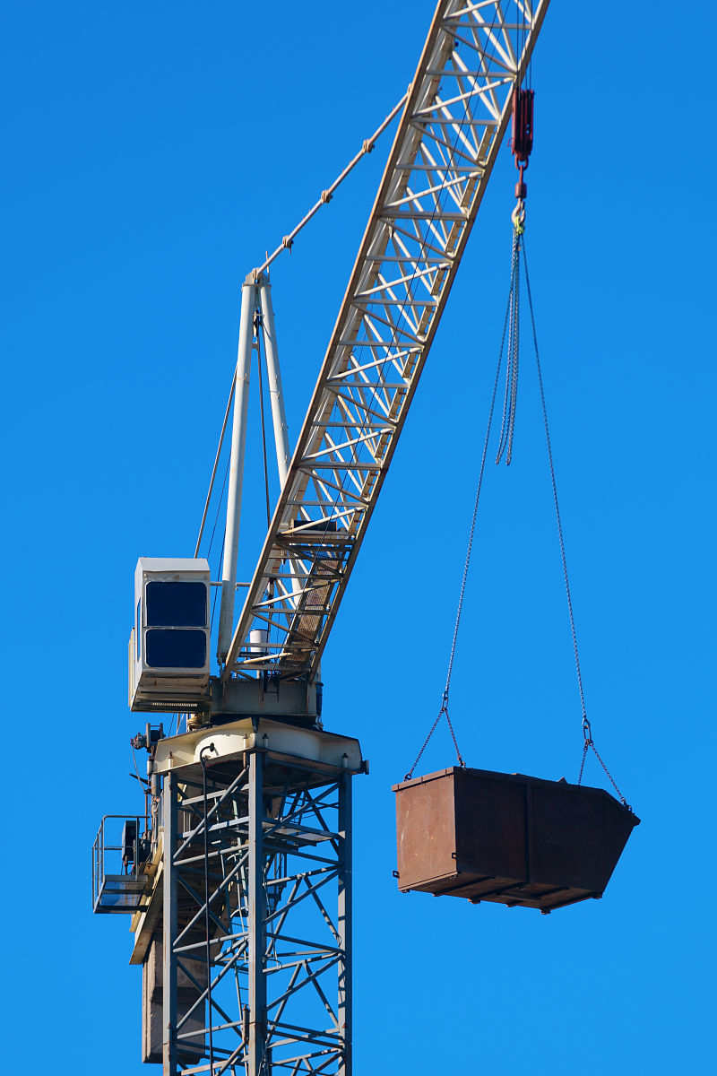 起重机Crane是什么？工作原理、类型和应用