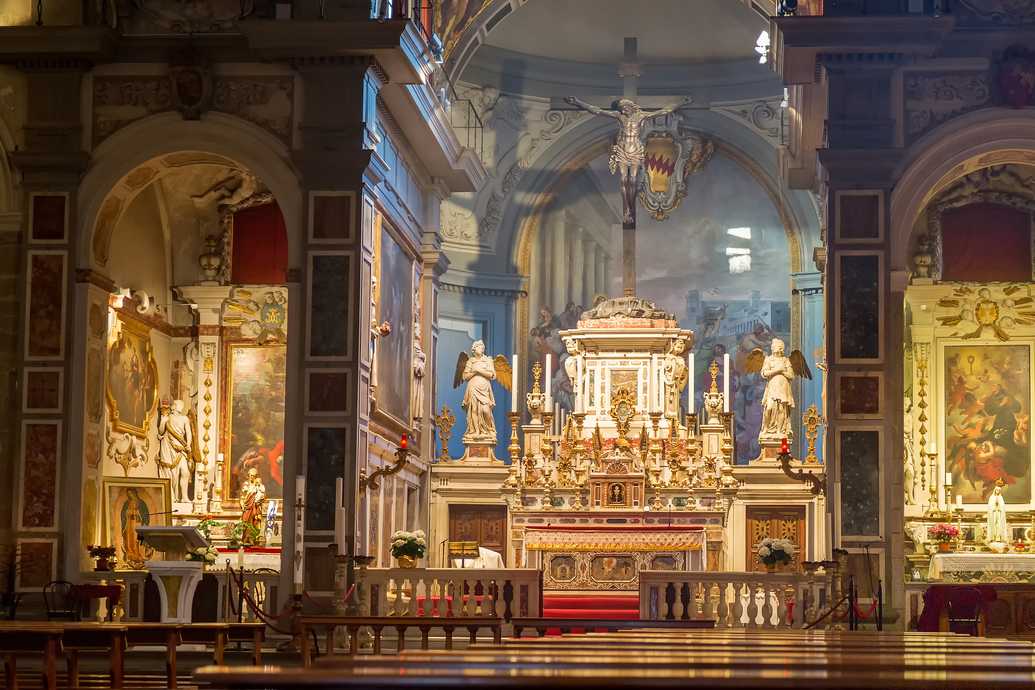 chiesa di ognissanti church in florence, italy