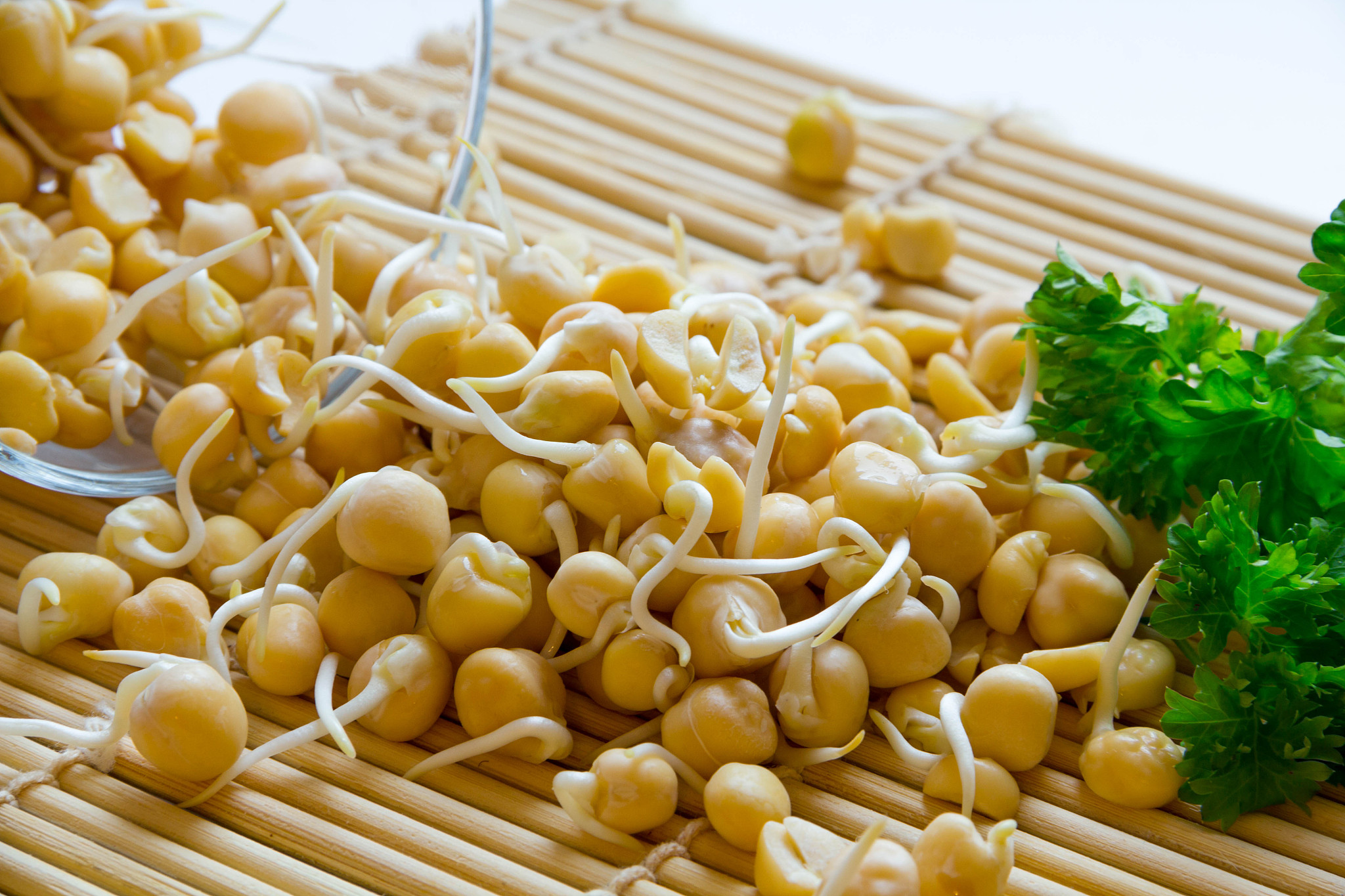 英文润色以下句子使其表达更学术化。PurplesweetpotatoanthocyaninsPSPAareeffectiveantioxidantsOurstudyshowedthatPSPAhasgoodinvitroantioxidantactivityandstabilityandtheantioxidantactivitywaspositivelycorrelatedwiththeconc