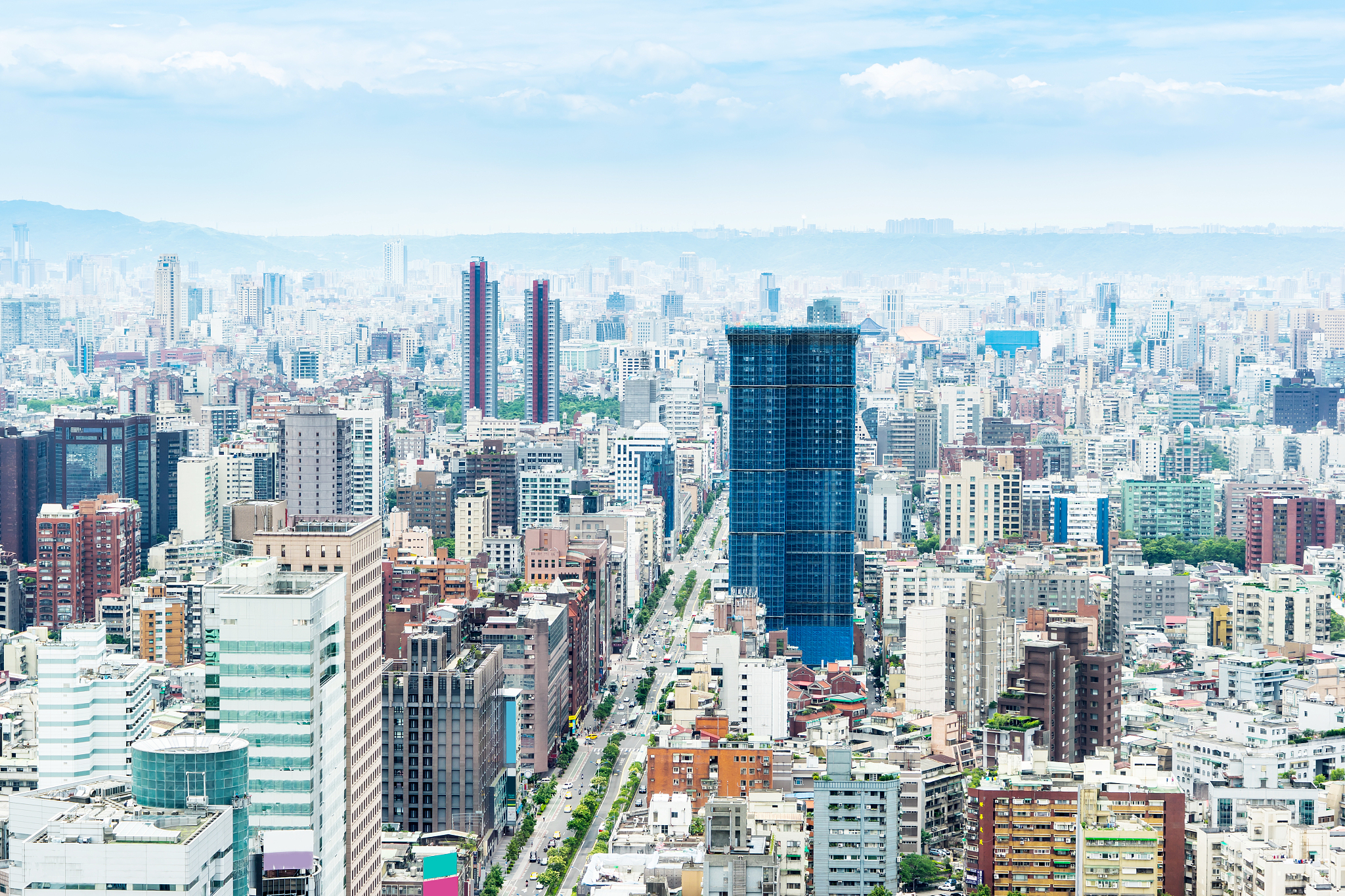city skyline aerial view in taipei 101, taiwan