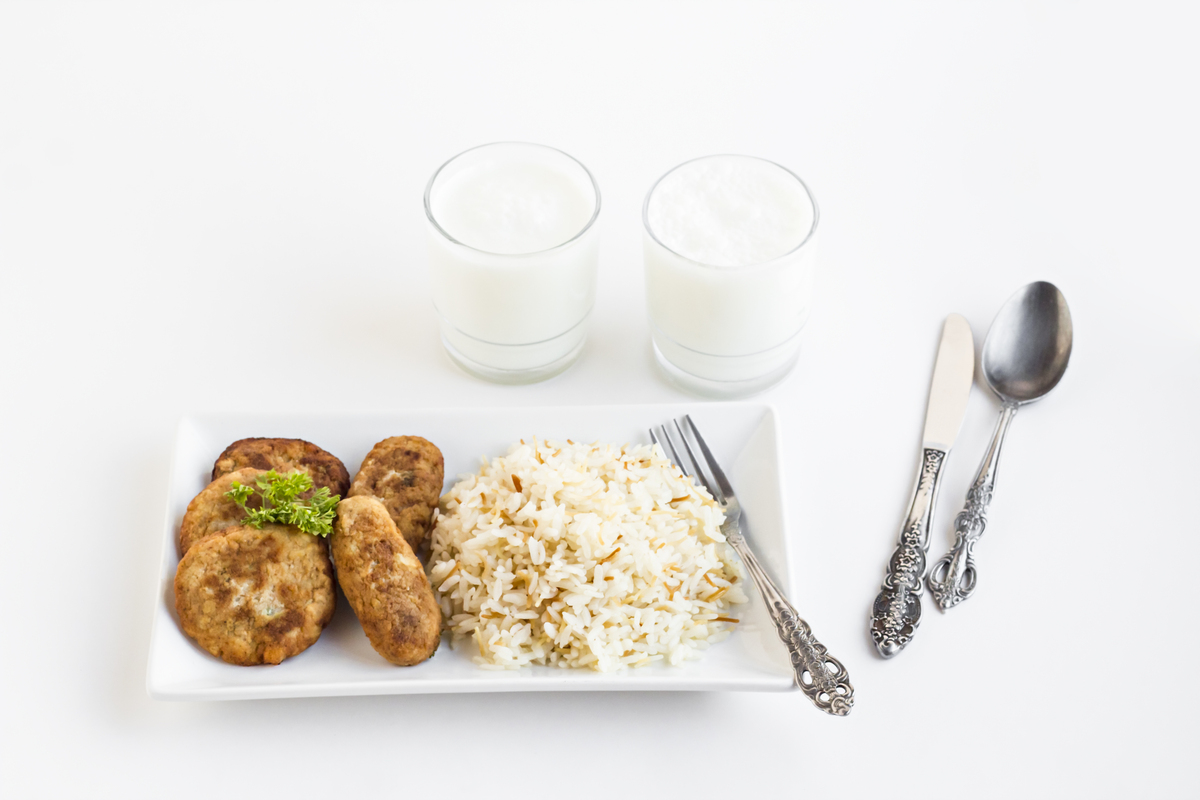 帮我写一段关于早餐食品公司的简介