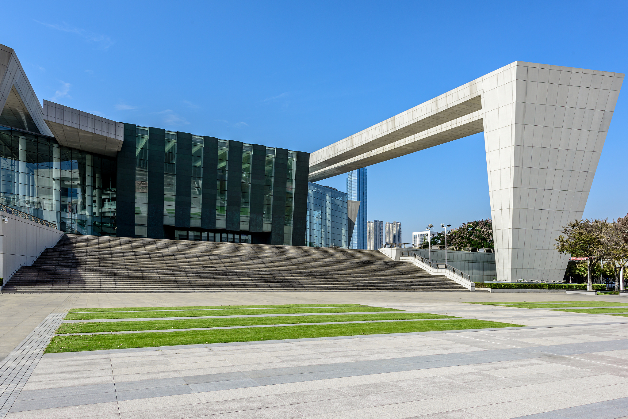 东华大学会展经济与管理专业怎么样