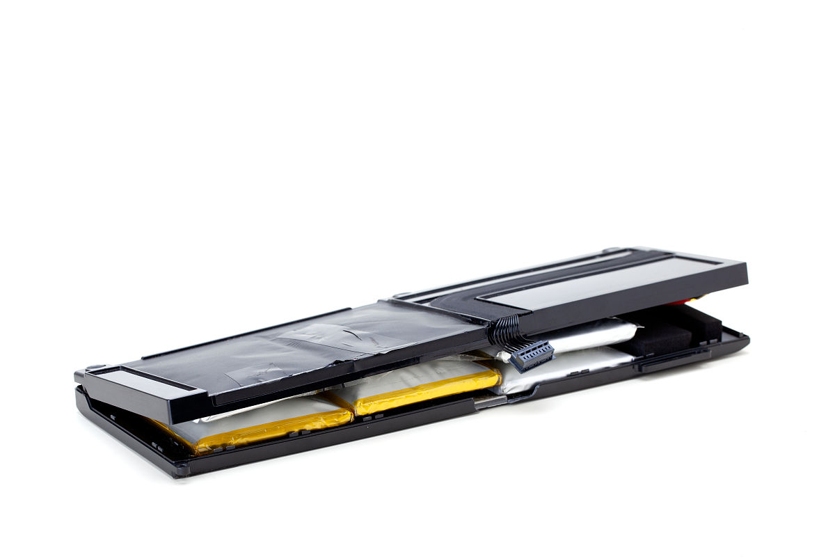 ATL电芯与APRS电芯哪个好？深度对比性能、质量等关键因素