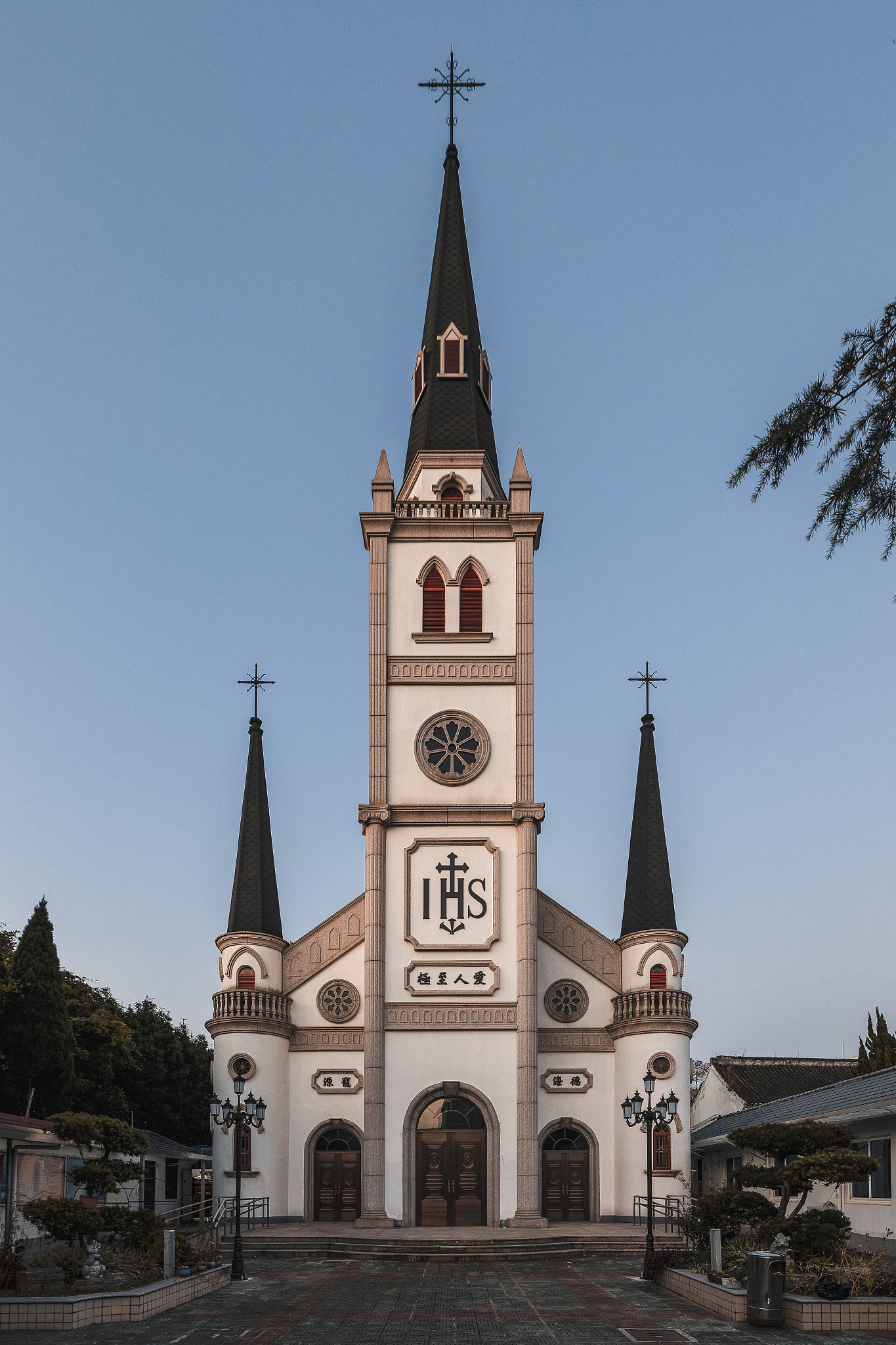 上海外国语师范大学贤达经济人文学院崇明校区2023年分数线