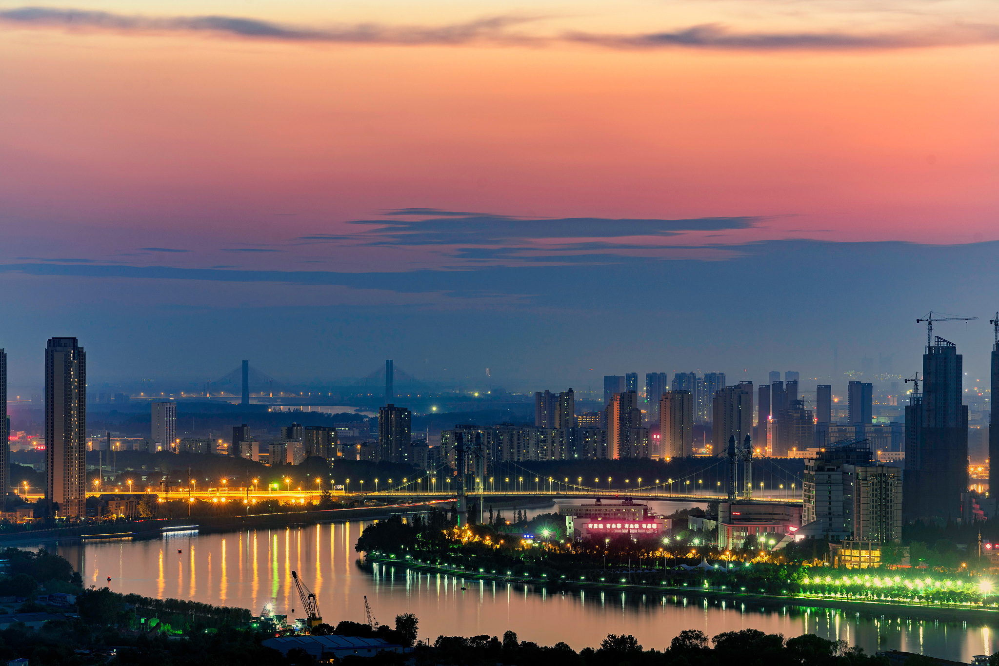 汉江沿岸