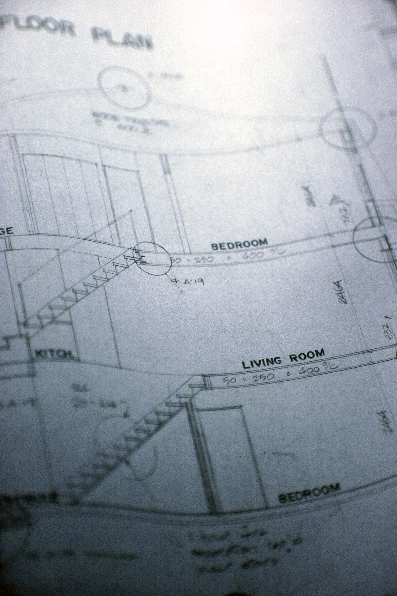 码头岸线对应陆域面积怎么算？？