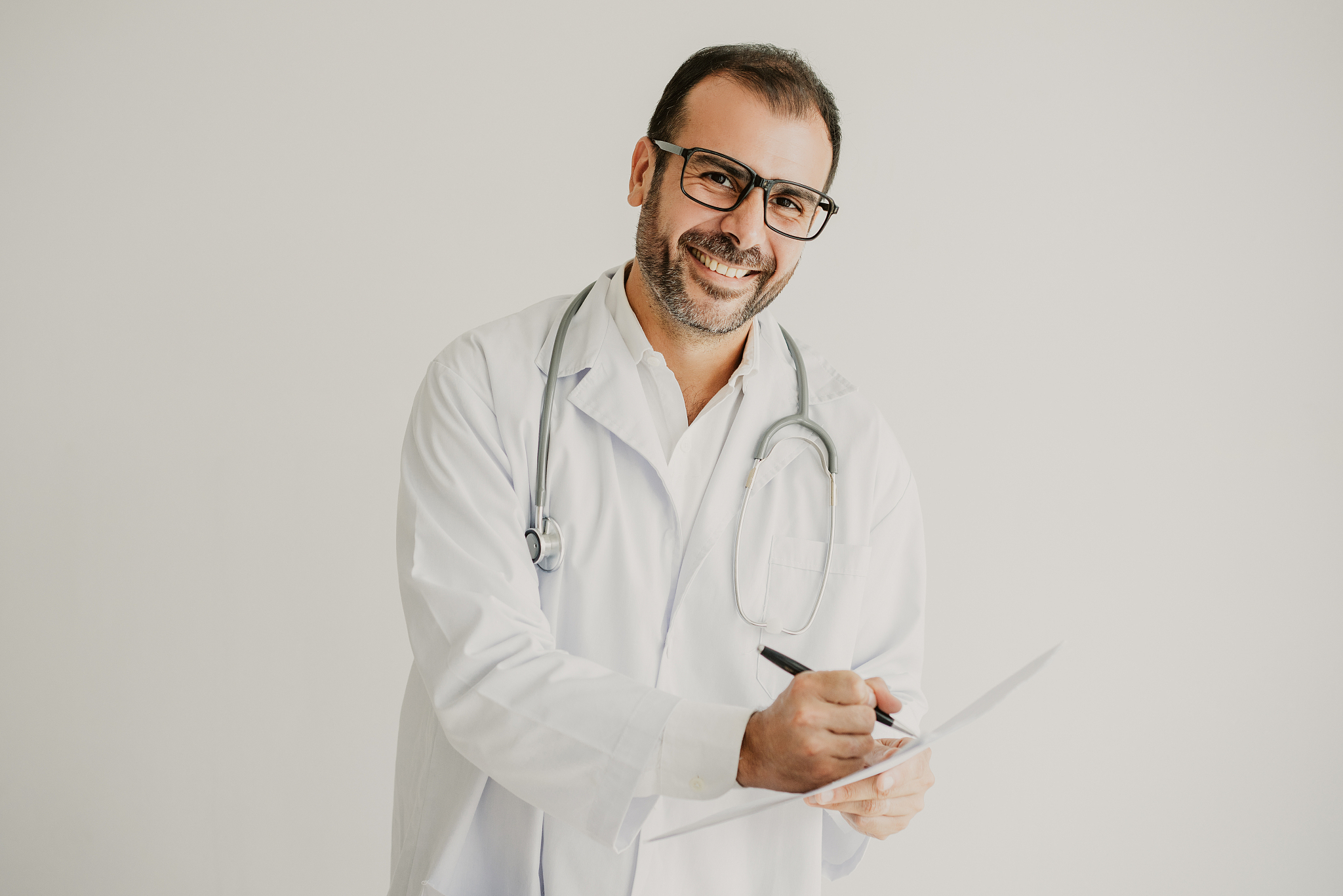 医师聘用合同范本 - 详细条款解析