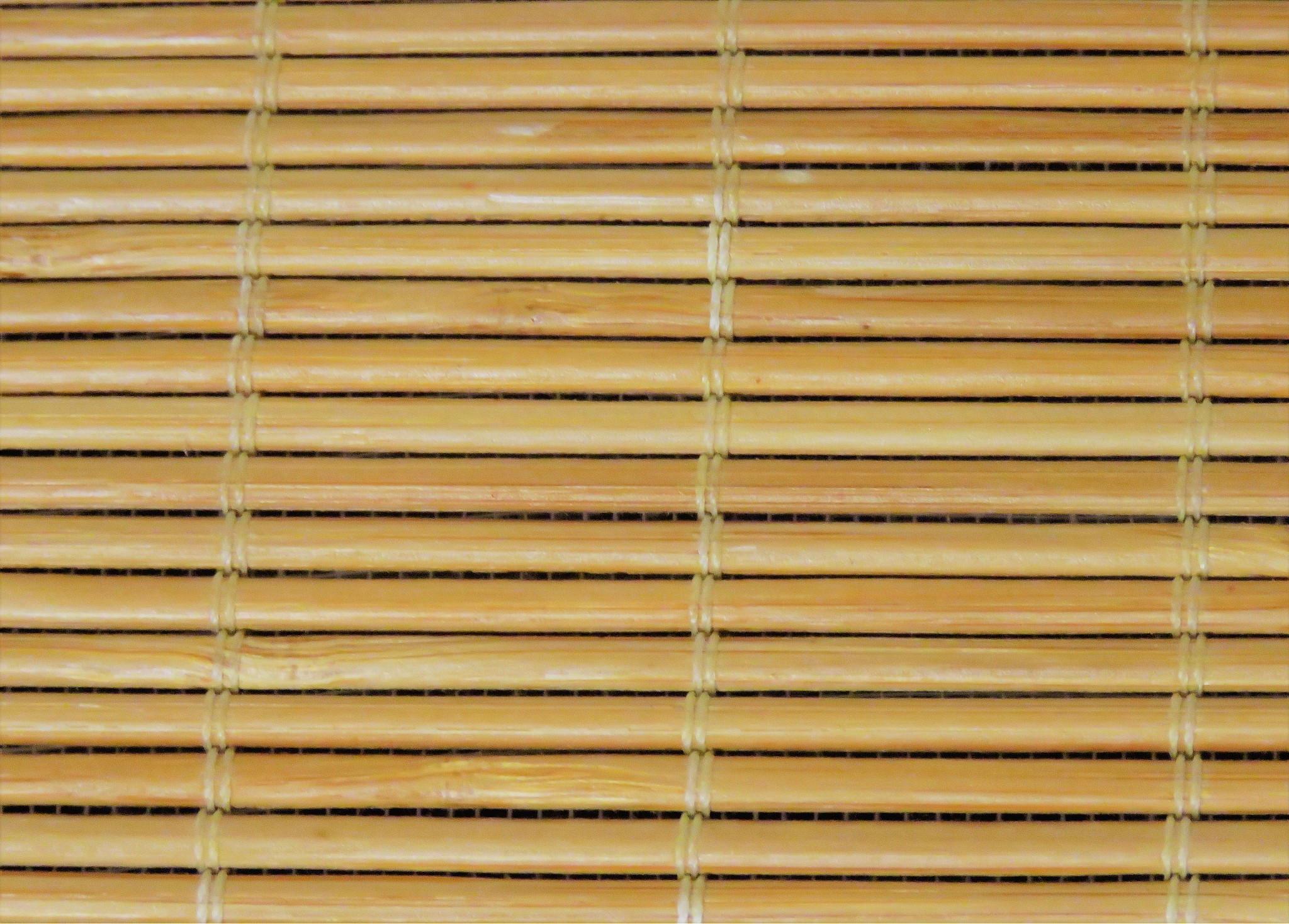 竹帘窗帘优缺点全解析：环保通风 VS 易损难洗