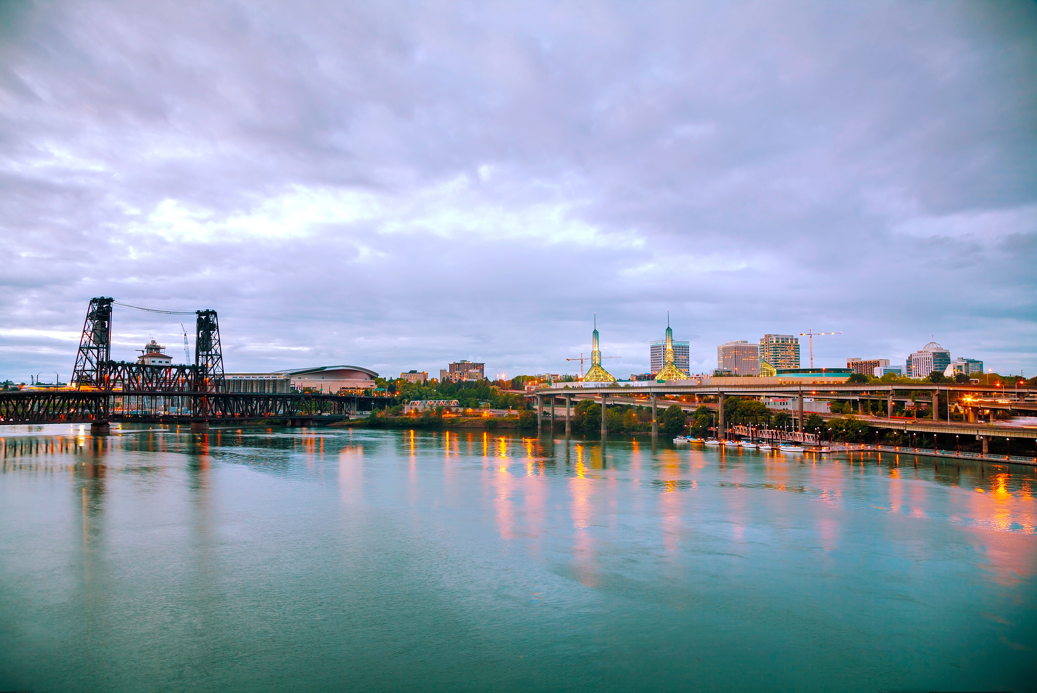 downtown portland cityscape at the night time