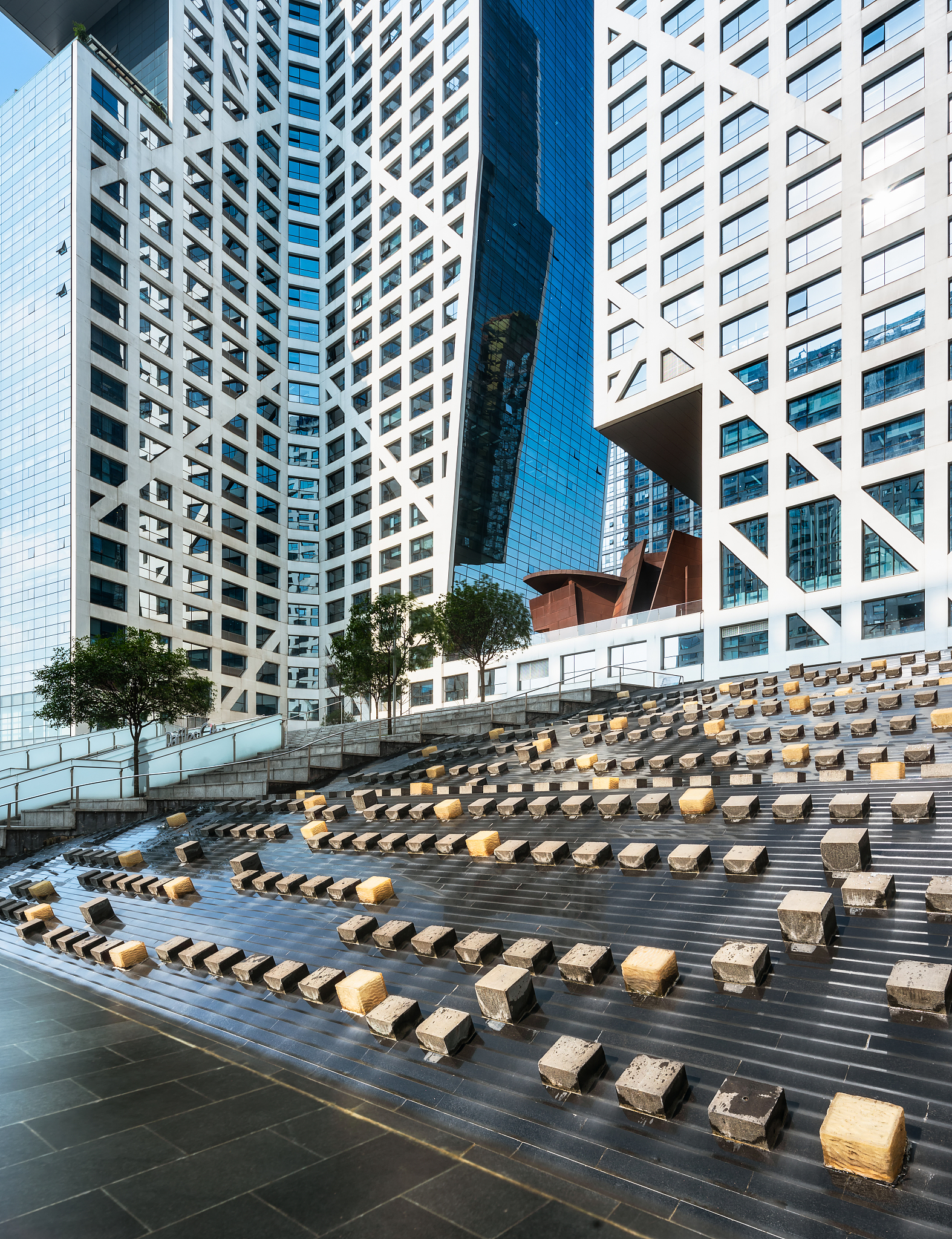 四川现代职业学院五年制大专数控技术专业：培养高端技术人才