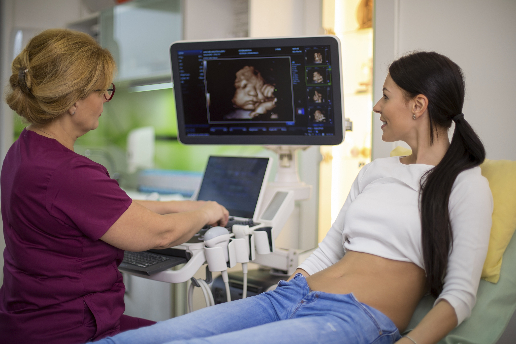 重庆工业管理职业学校护理专业就业方向及前景分析