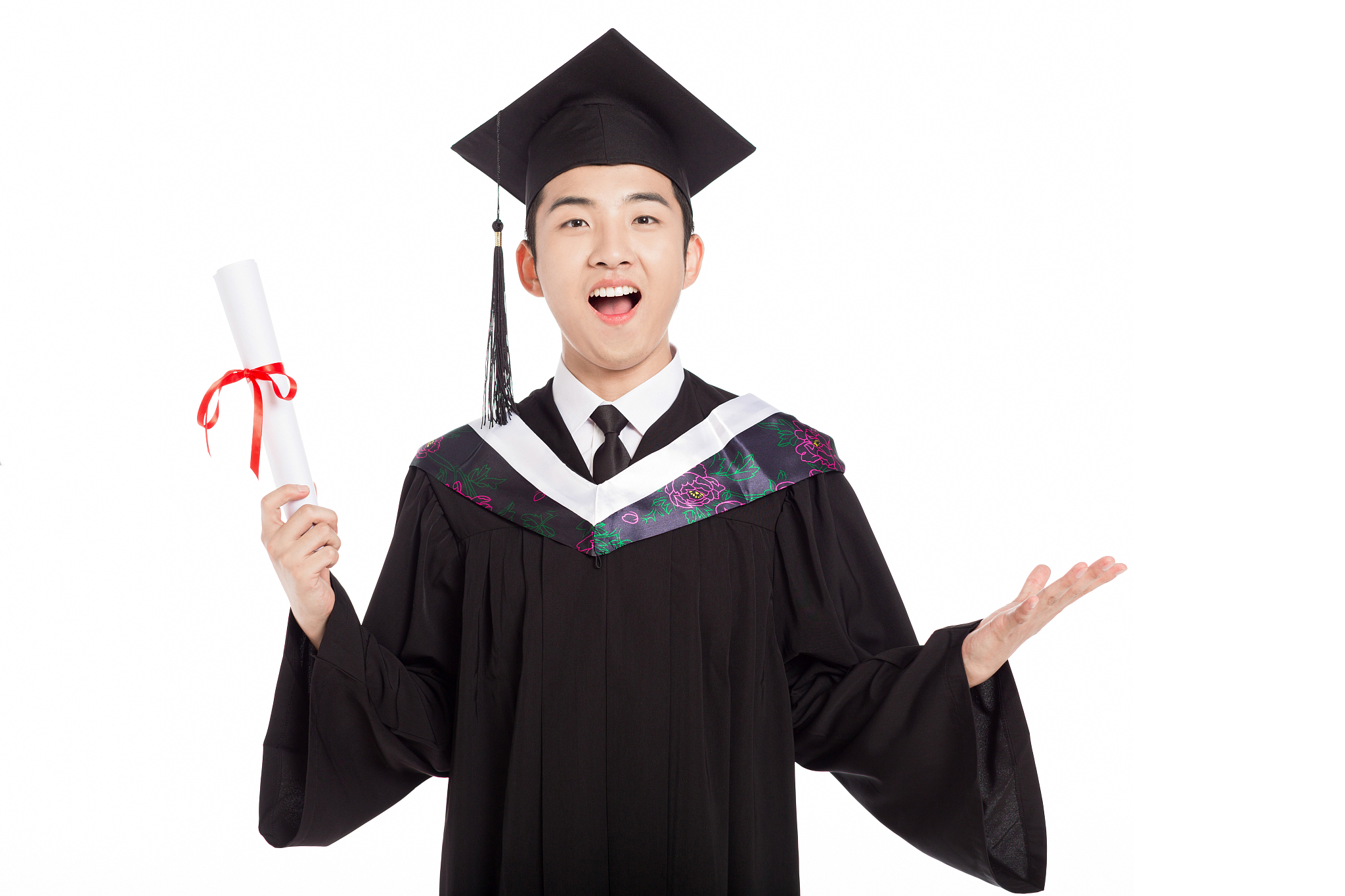 穿博士服的男生