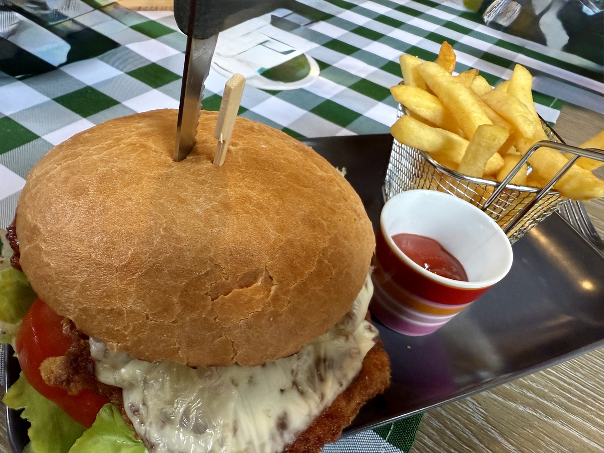 HSUHK Campus Food Shop: Creative Western Dishes & Snacks