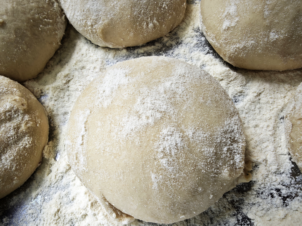 自制美味面包：详细制作步骤和技巧