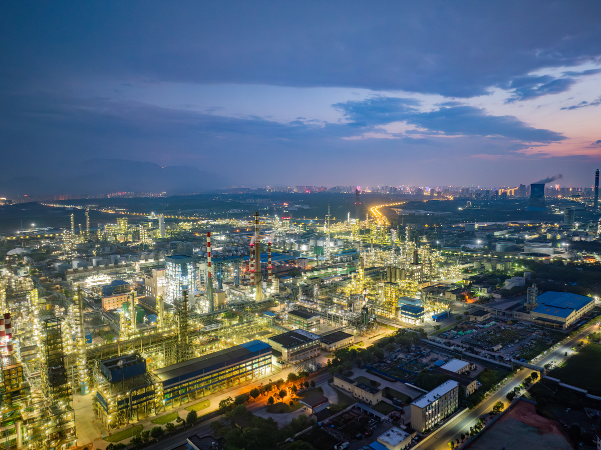 工业园区融合城市发展重要作用不低于800字