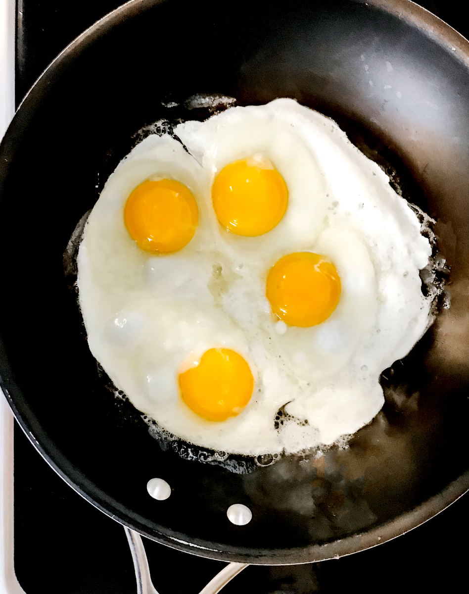 炒鸡蛋放油比例:健康、口感、技巧全方位解析 炒鸡蛋放油比例:健康、口感、技巧全方位解析