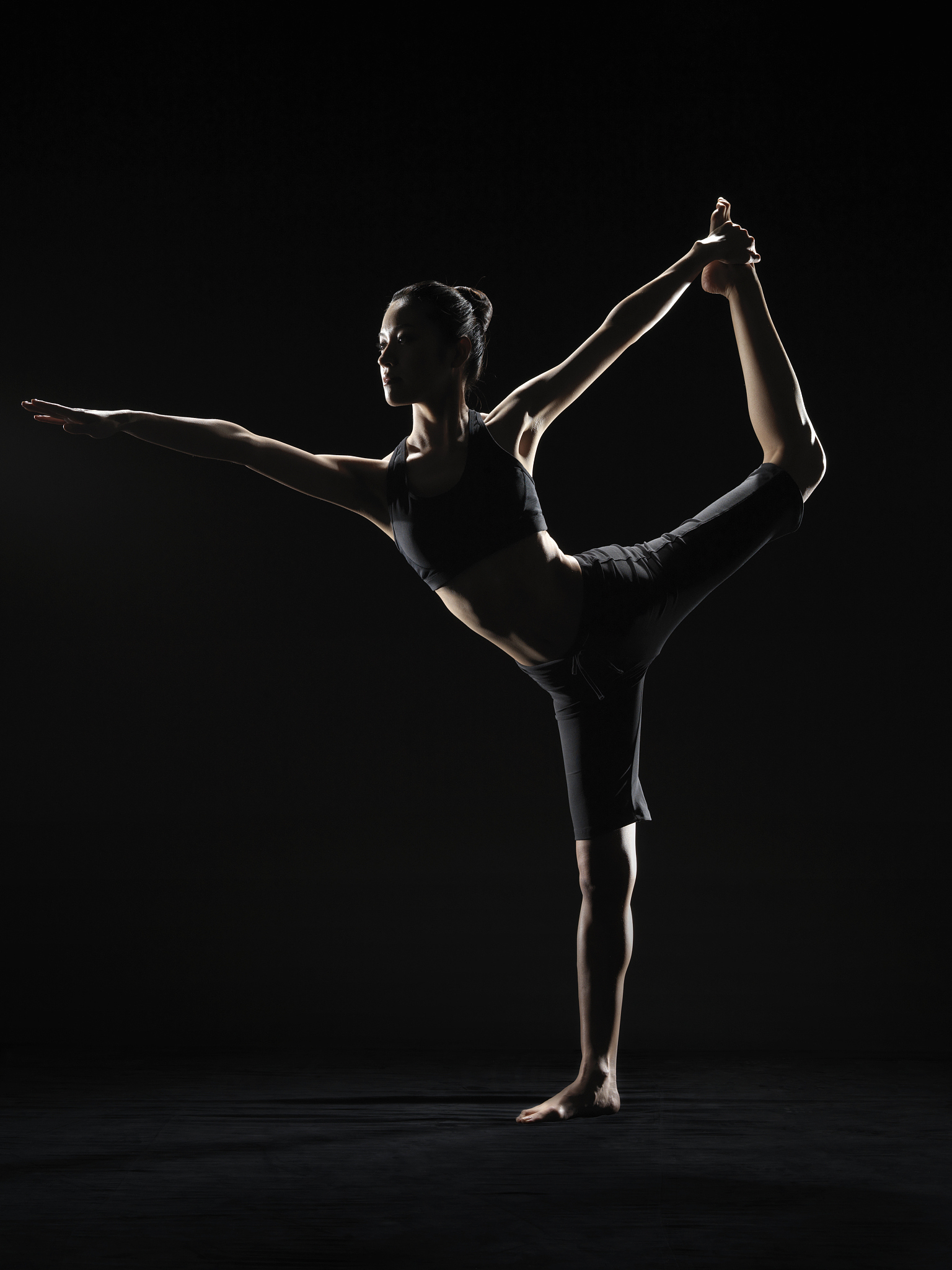 黑白天鹅舞段对舞者的要求之身体技巧要求