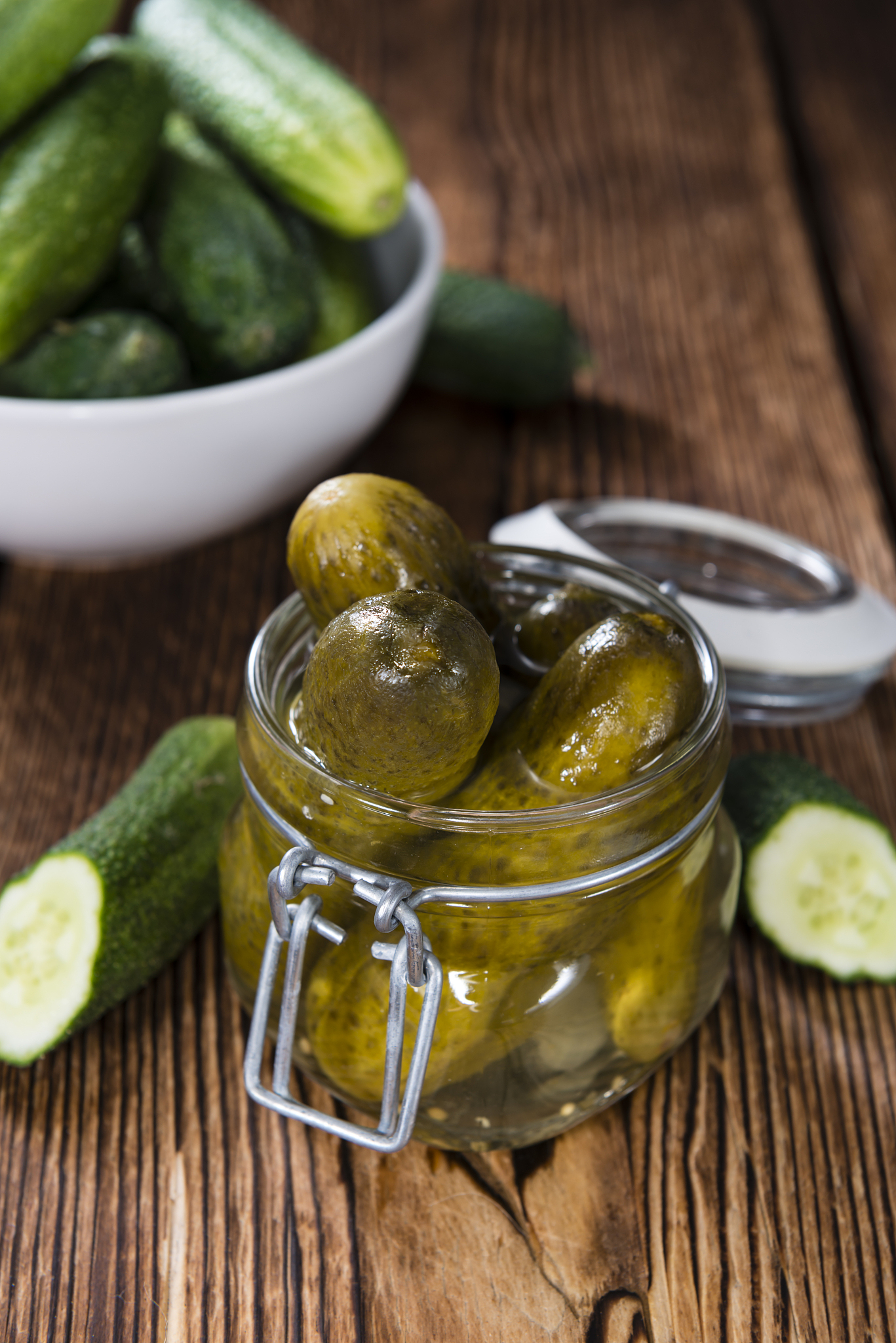 腌黄瓜发酸了，还能吃吗？辨别坏瓜，安全享用！