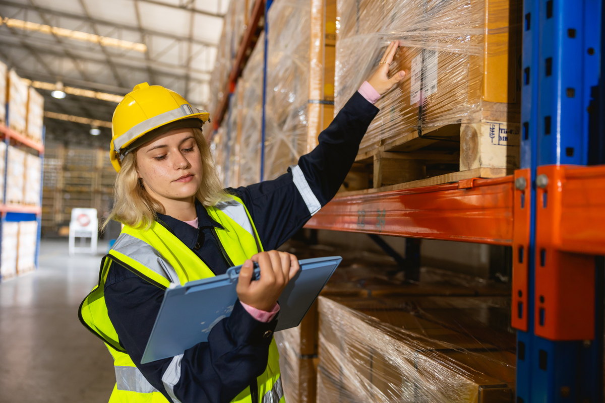 仓库管理优化：国内外研究综述