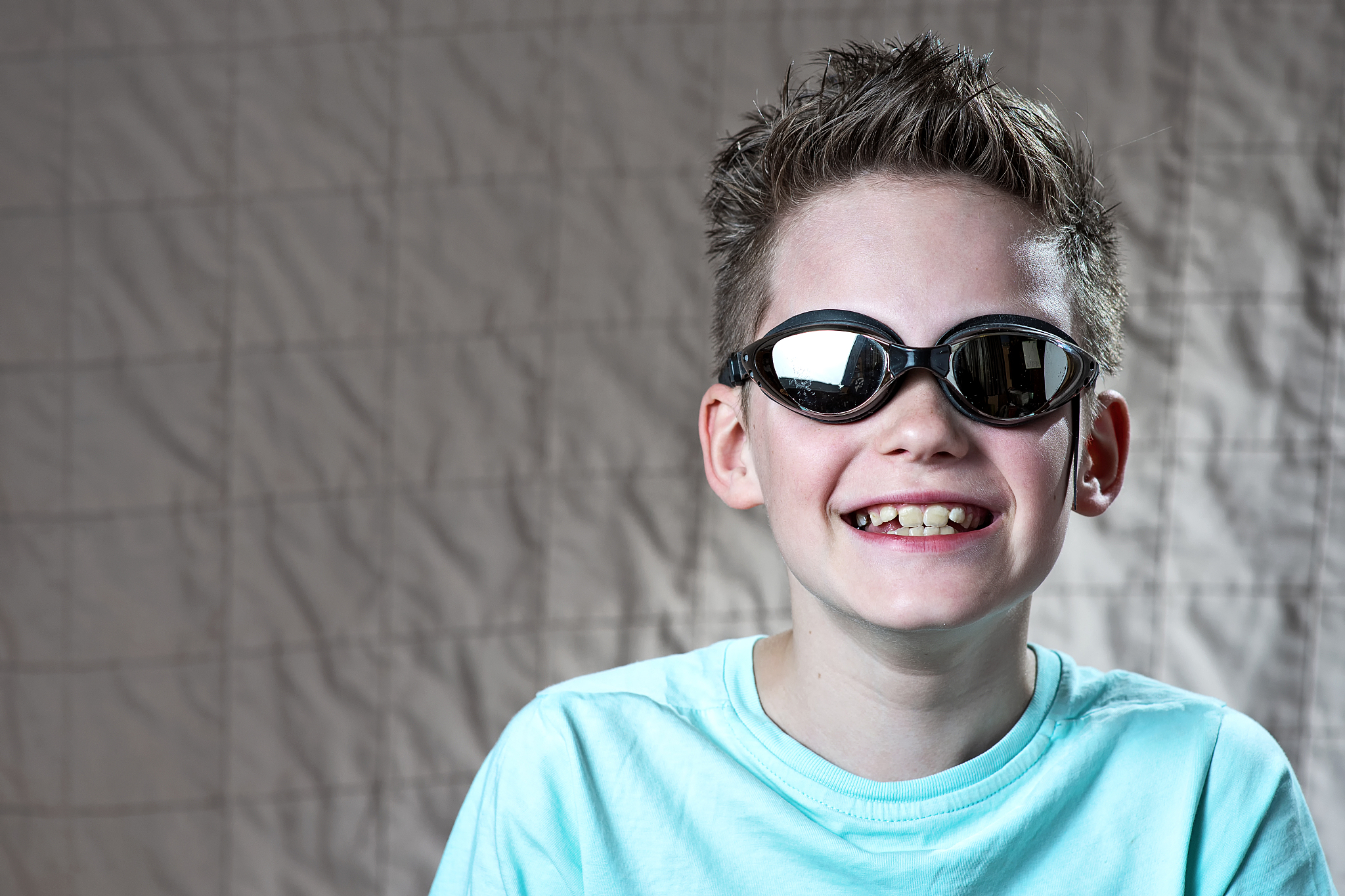 怎么保护眼睛用250字帮我详细描述