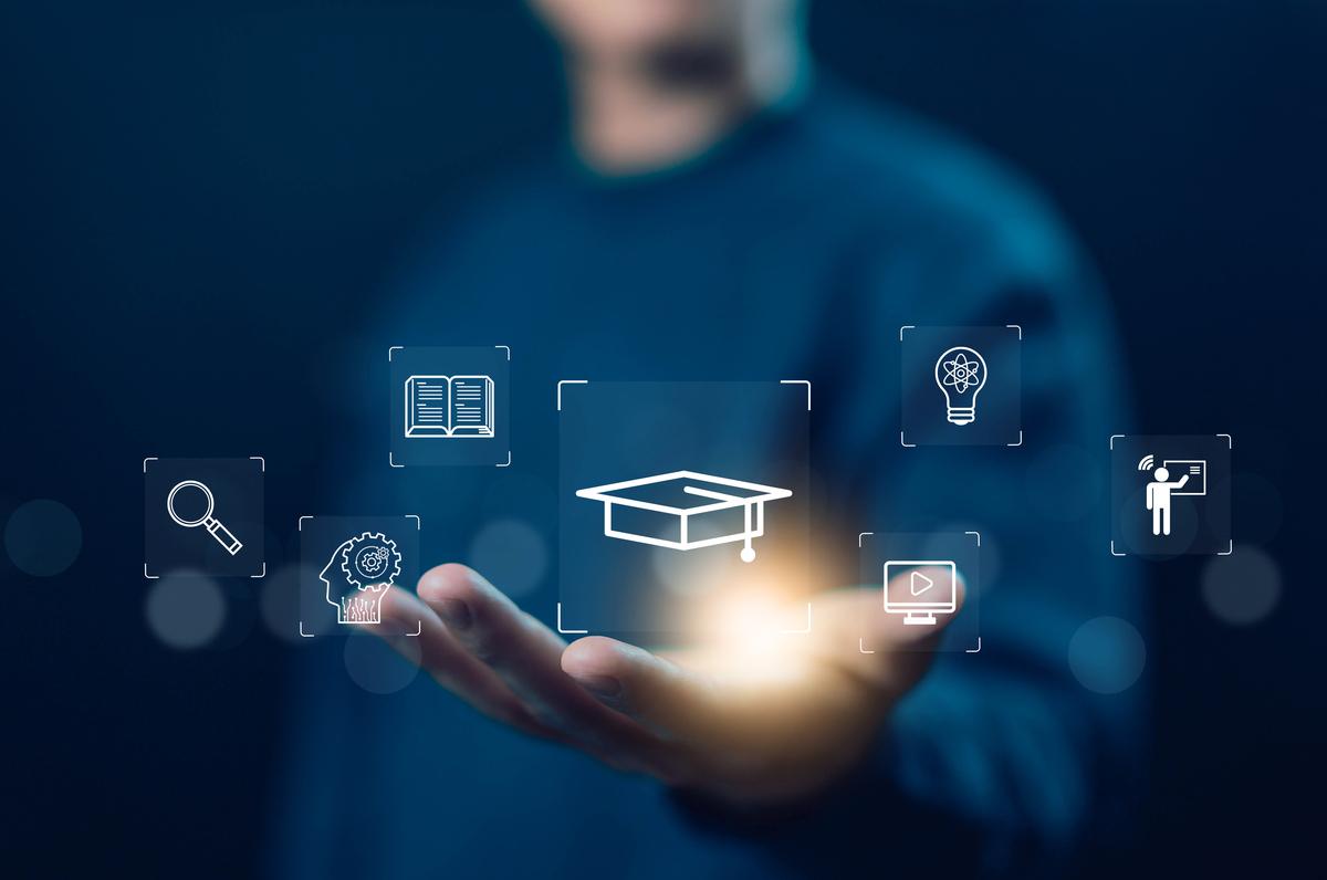 请对教育数字化进行更多的反思