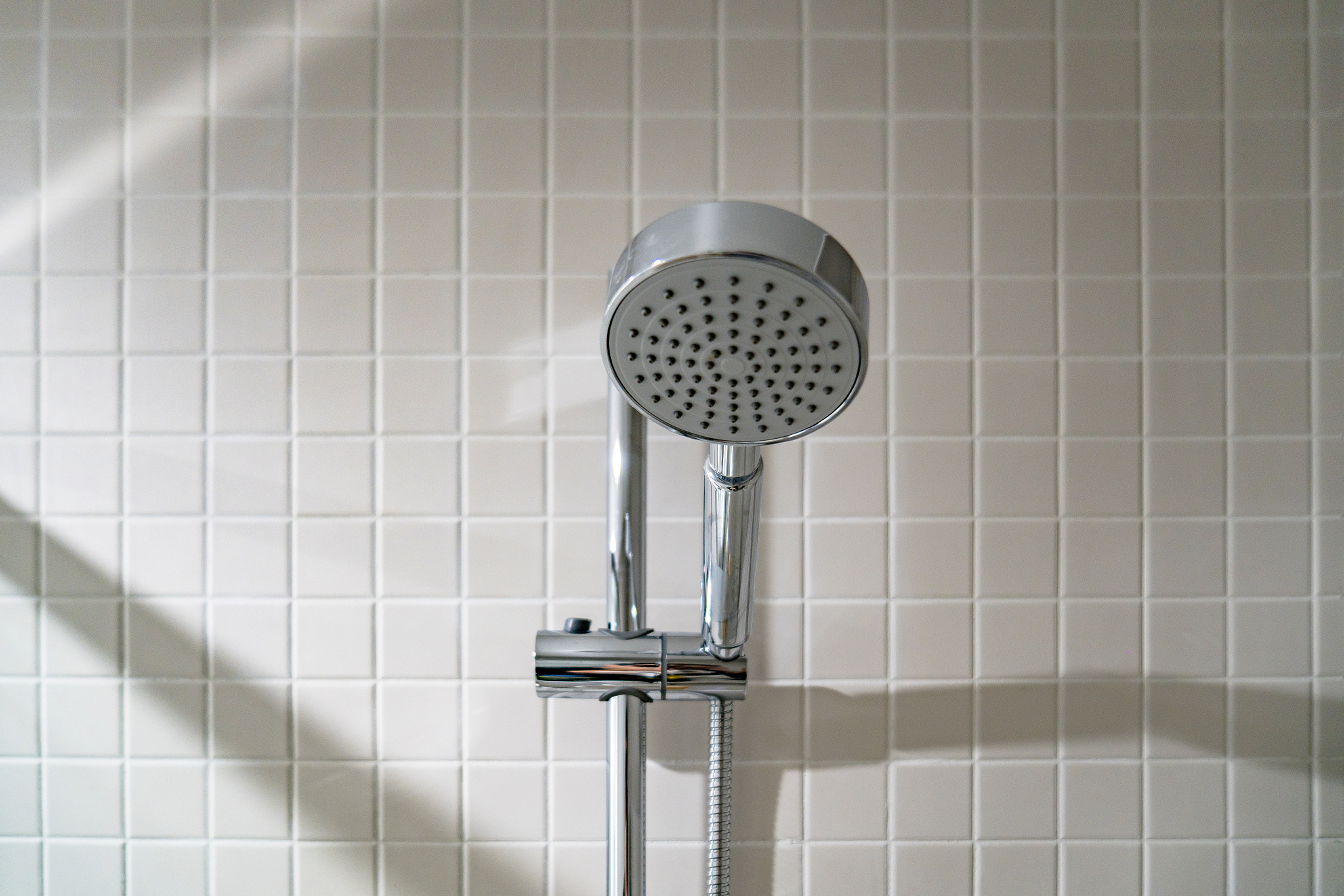 洗澡时用的冲洗设备叫什么p