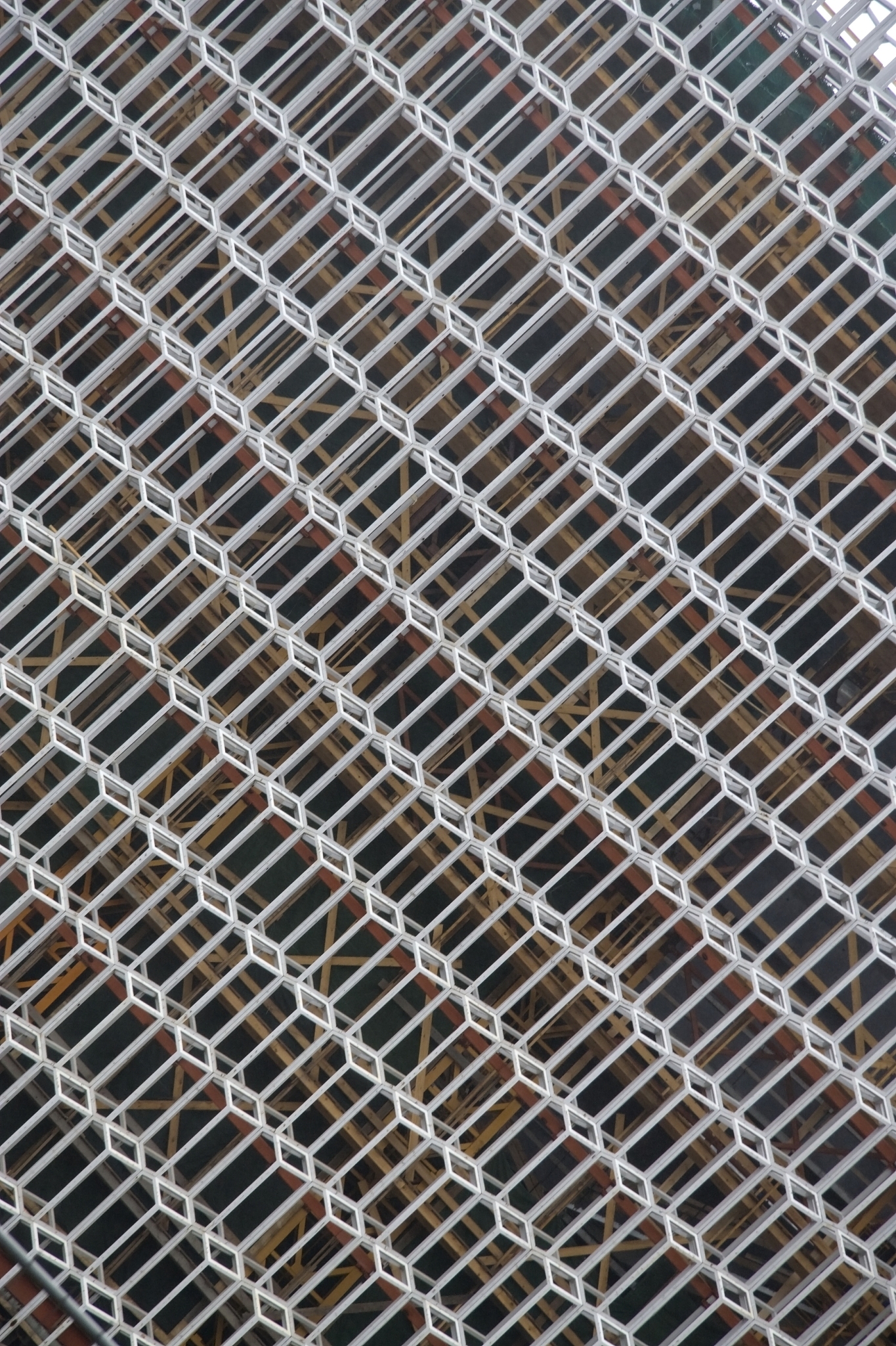 钢筋网片规格尺寸表：长度、宽度、网孔、钢筋直径