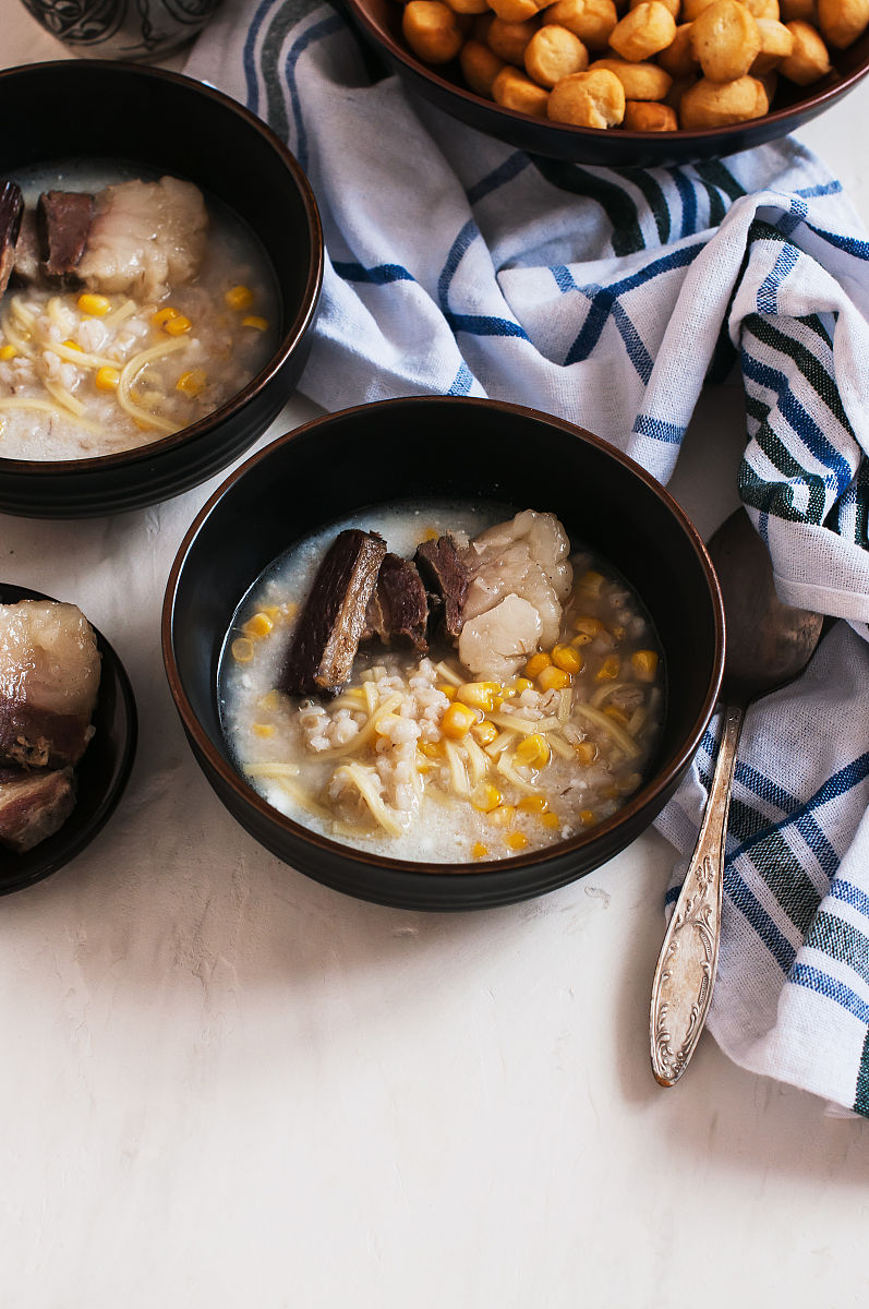 湘西民族职业技术学院应用英语专业课程设置：语言能力+职业素养