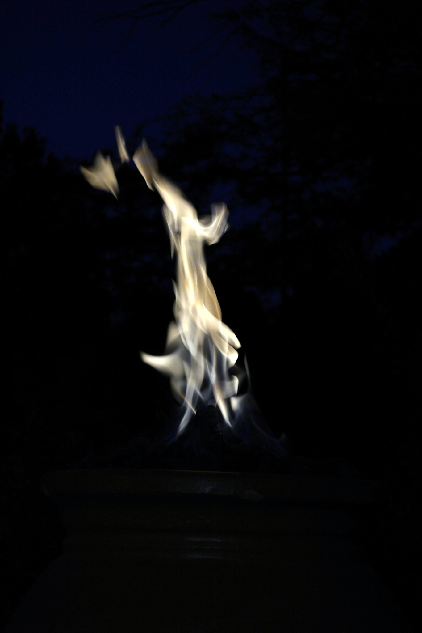 火焰会产生影子吗？