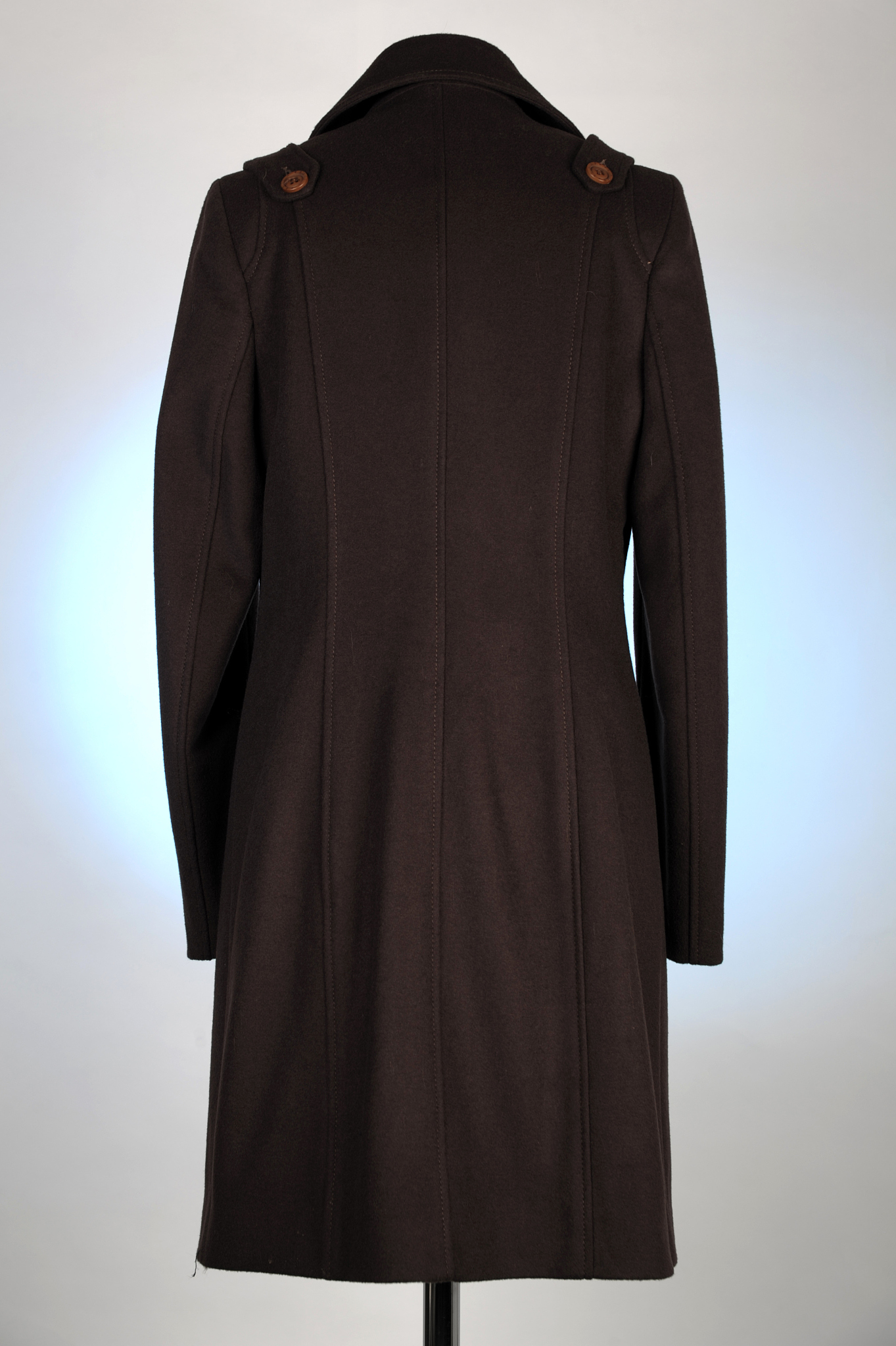 用美式英语写3条关于女士冬季长袖翻领保暖外套人造皮草毛上衣外套 灰色 XL产品的正面评论。内容附带评论标题评论单词数量小于40个单词。