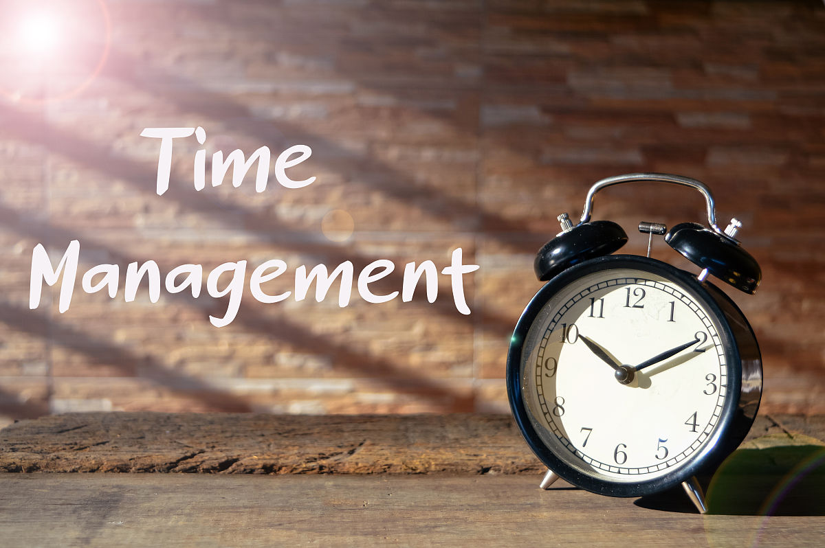 八九点钟的太阳原句