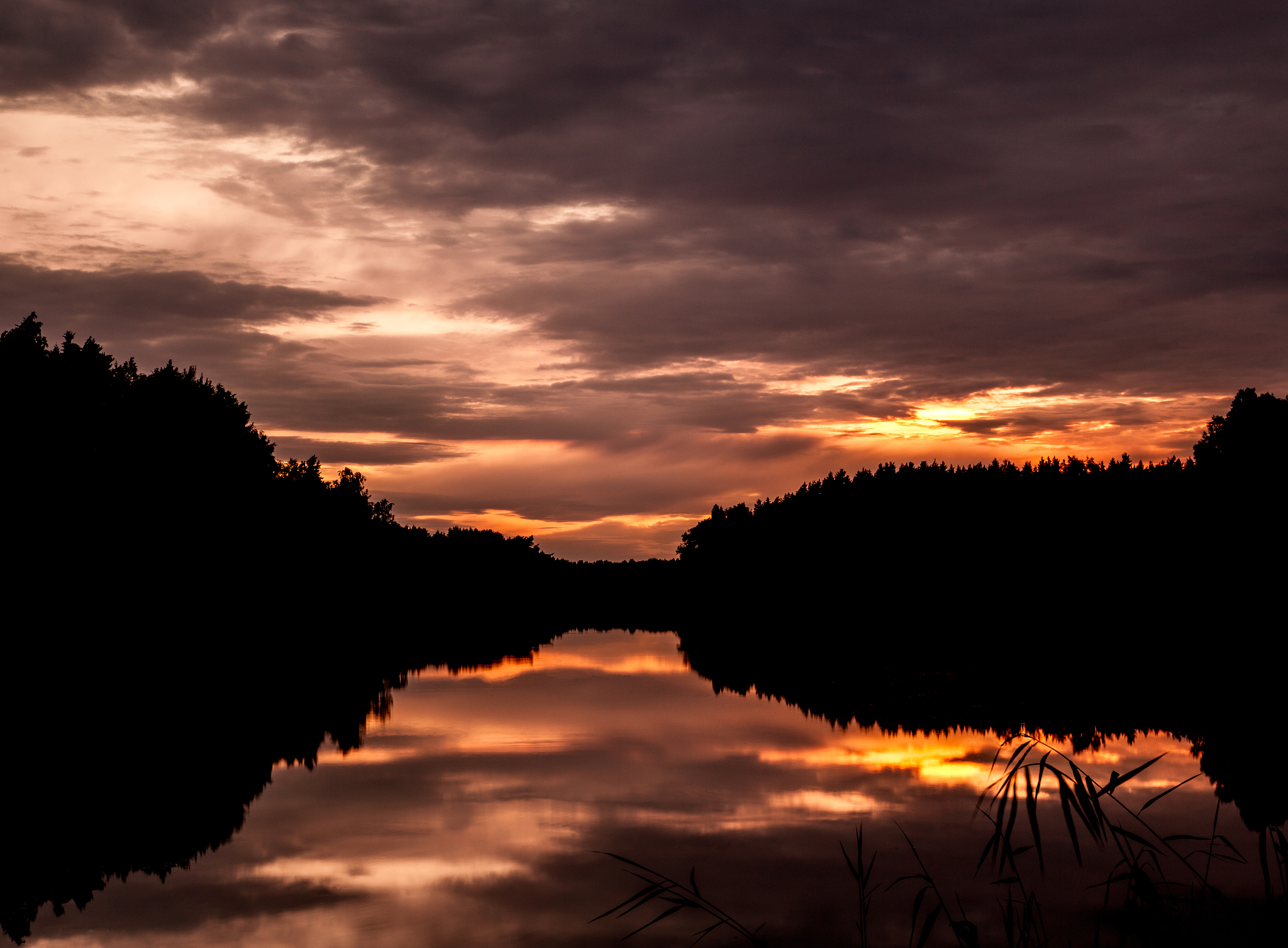 The Setting Sun Over the Long River: A Perfect Circle