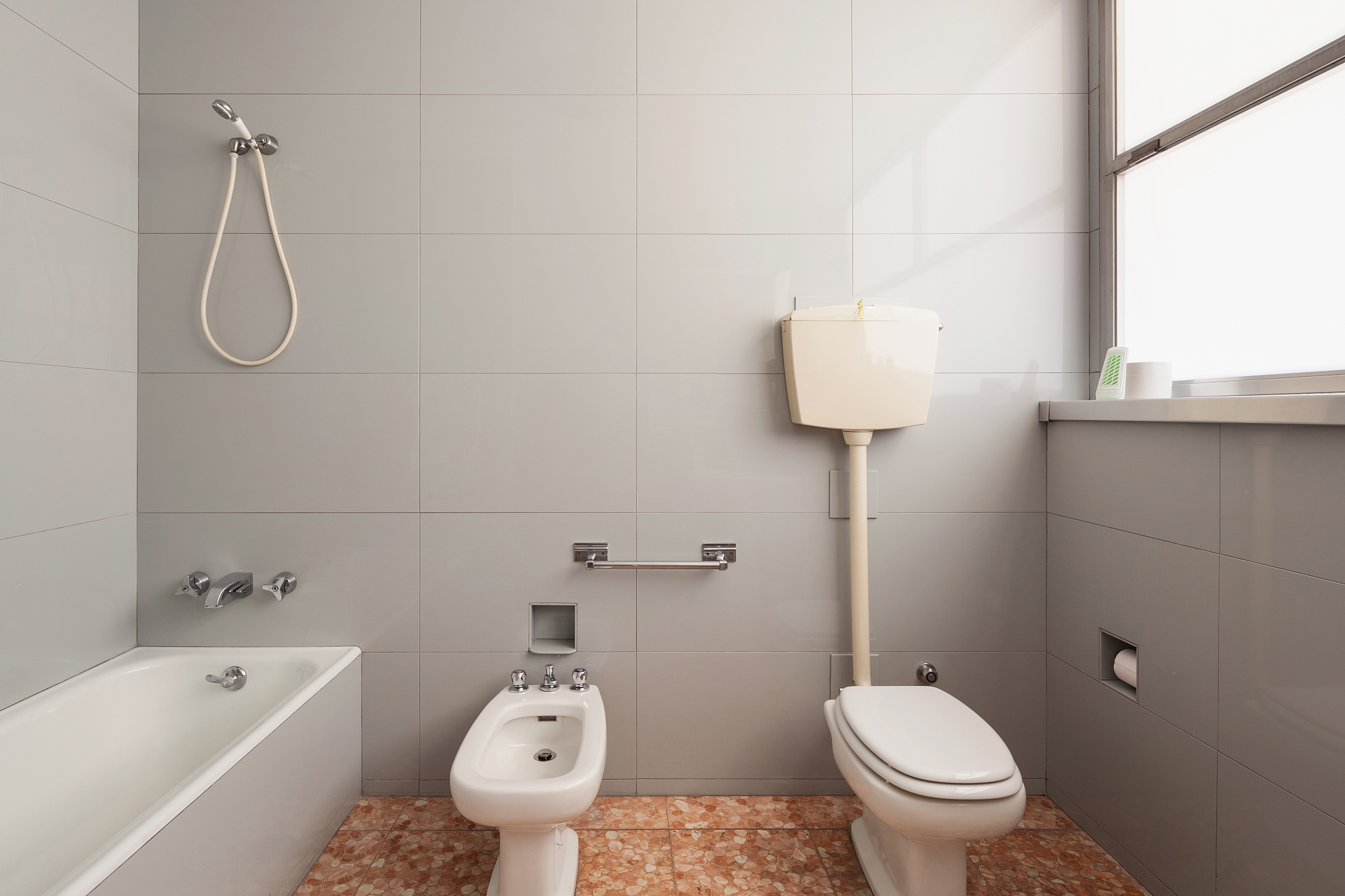 家庭装修施工合同范本：详细条款保障你的权益