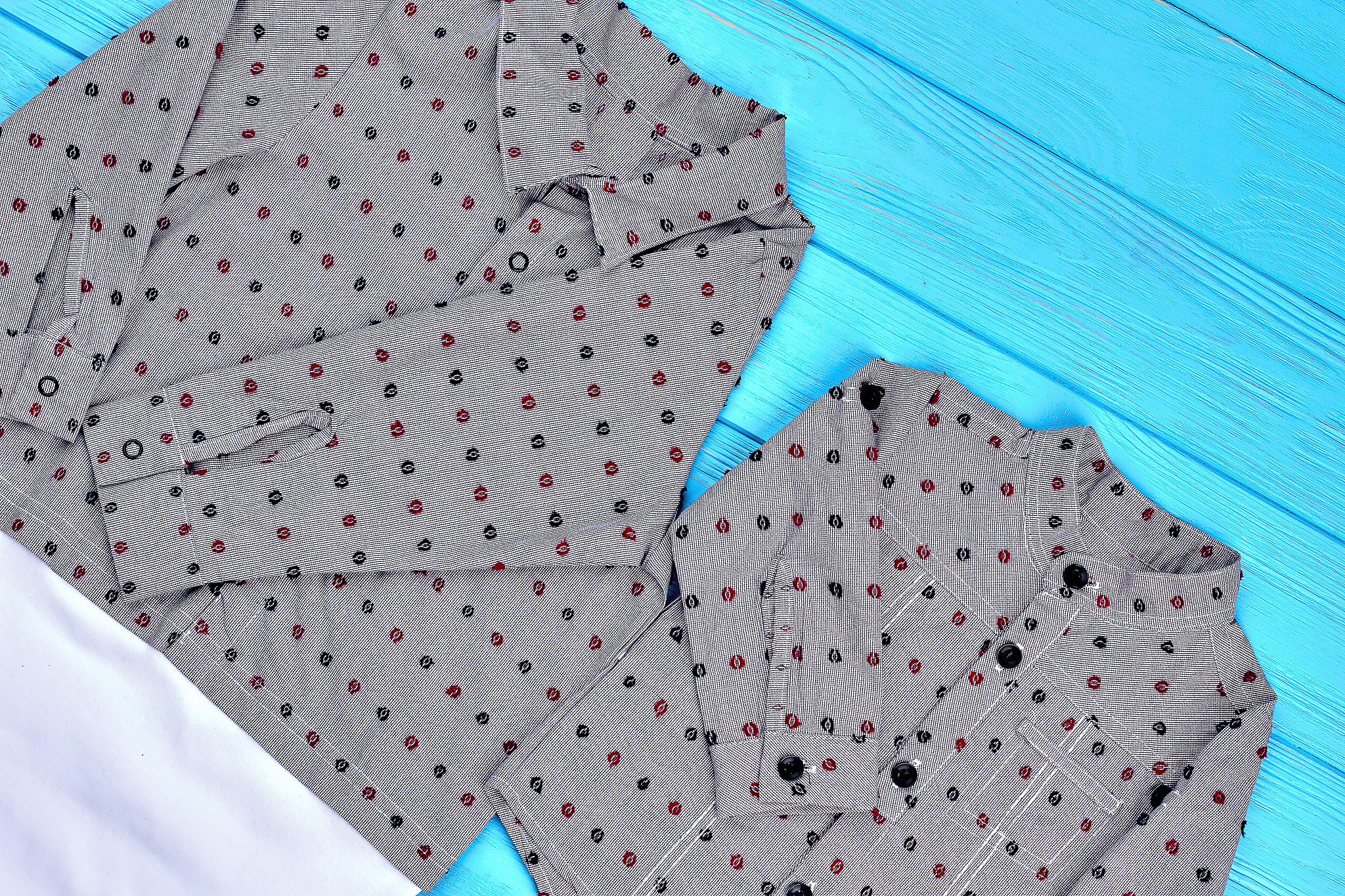 在裁剪过程中编织布料本身的张力会使其位置偏移吗