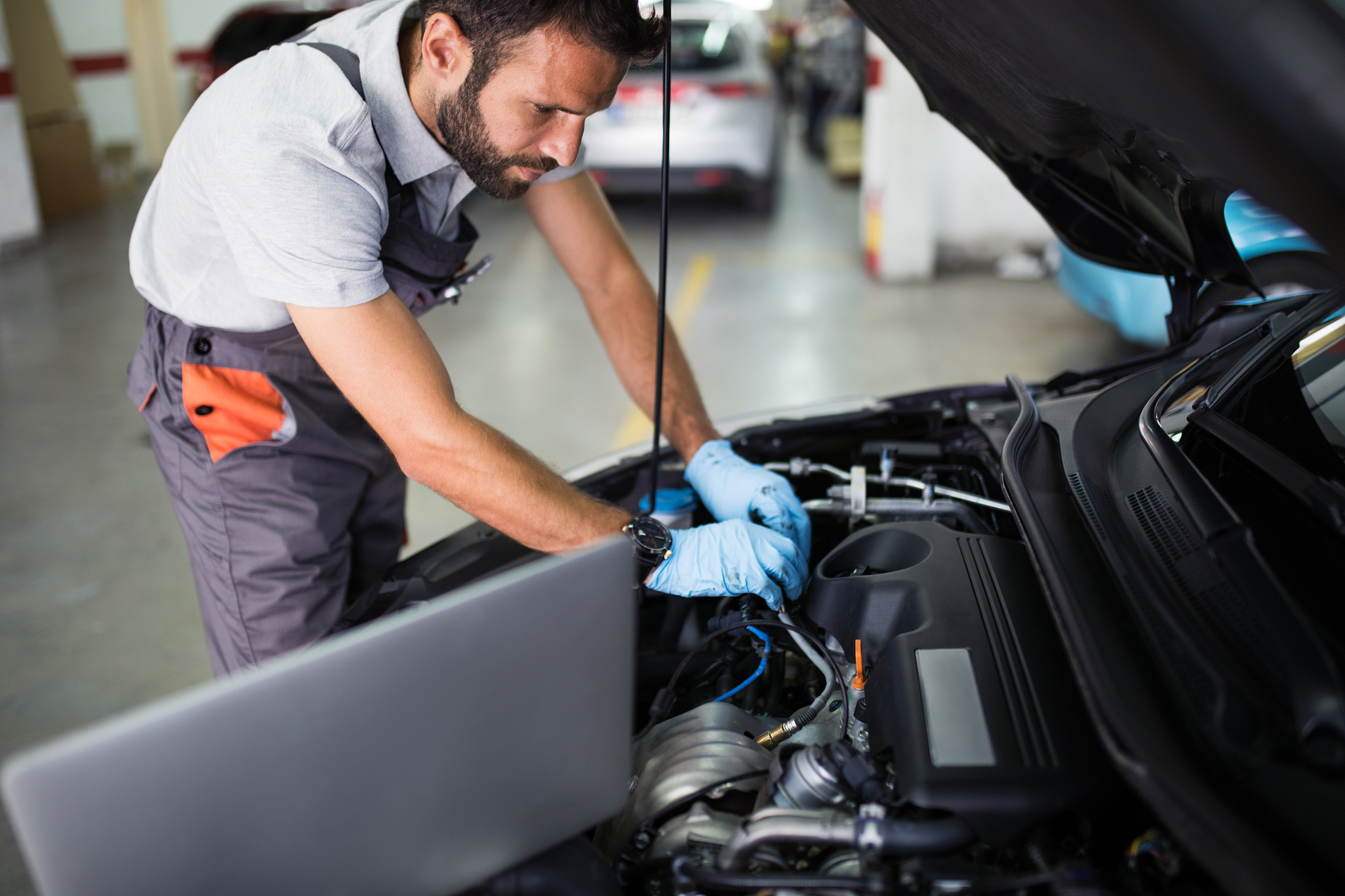 汽车服务专业保研 学生个人陈述 自述本人的专业学习情况、学术背景、在所申请的专业曾经作过的研究工作、个人学术研究兴趣以及攻读研究生阶段的学习和研究计划、研究生毕业后的就业目标等字数1000字左右