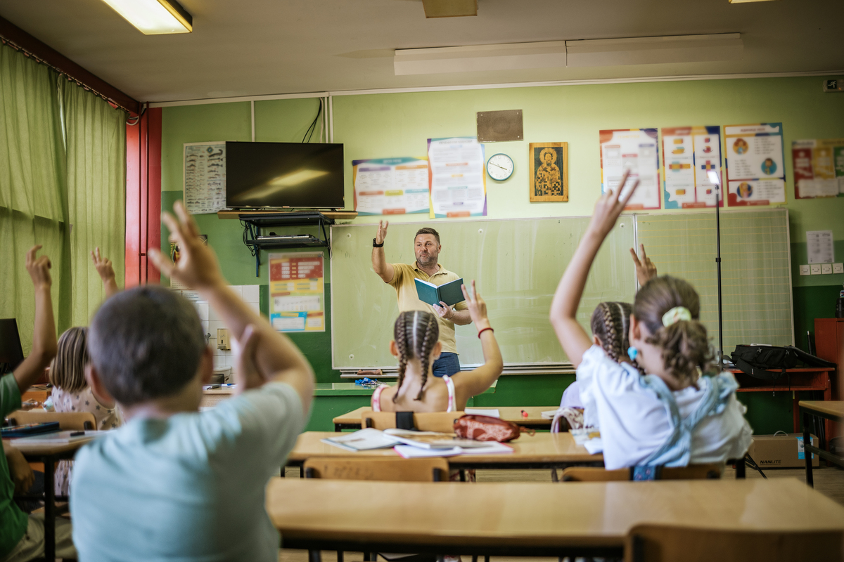 Real-time Evaluation in Primary School Mathematics: A Case Study in Lubei District, Tangshan City