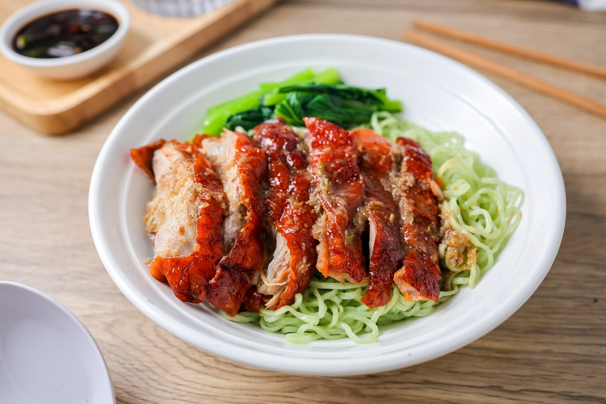 山东特色美食：肉干饭、光棍鸡、周村烧饼、九转大肠