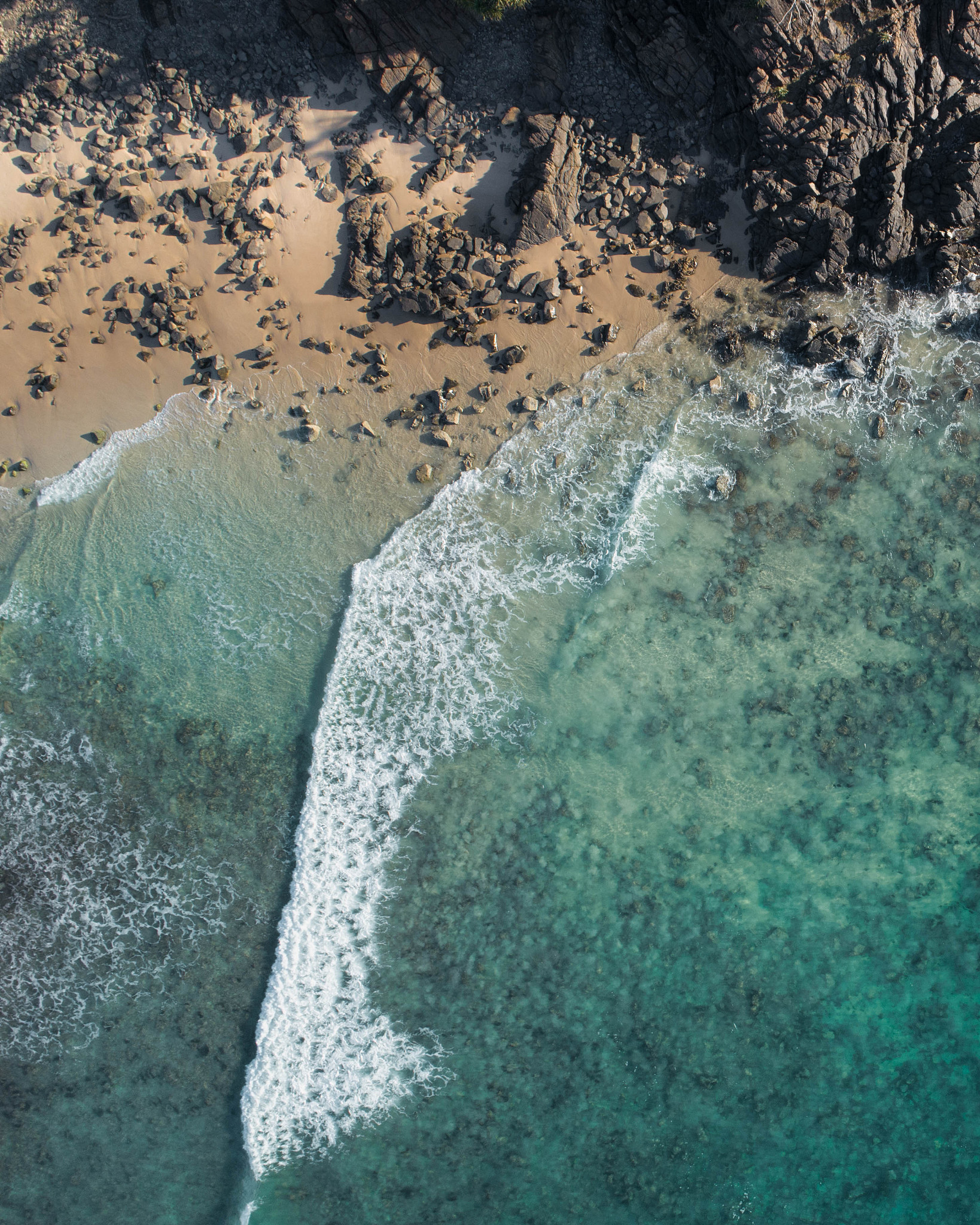 function loca = wm_type_0locawstepg此函数用于在LH子带嵌入水印输入：loca为要嵌入水印的子带输出：loca为嵌入水印后的子带m2n2 = sizeloca;index = 1;取出22的块for k = 12m2-1 for kk = 12n2-1 tem = locakk+1kkkk+1; a11 = tem11;