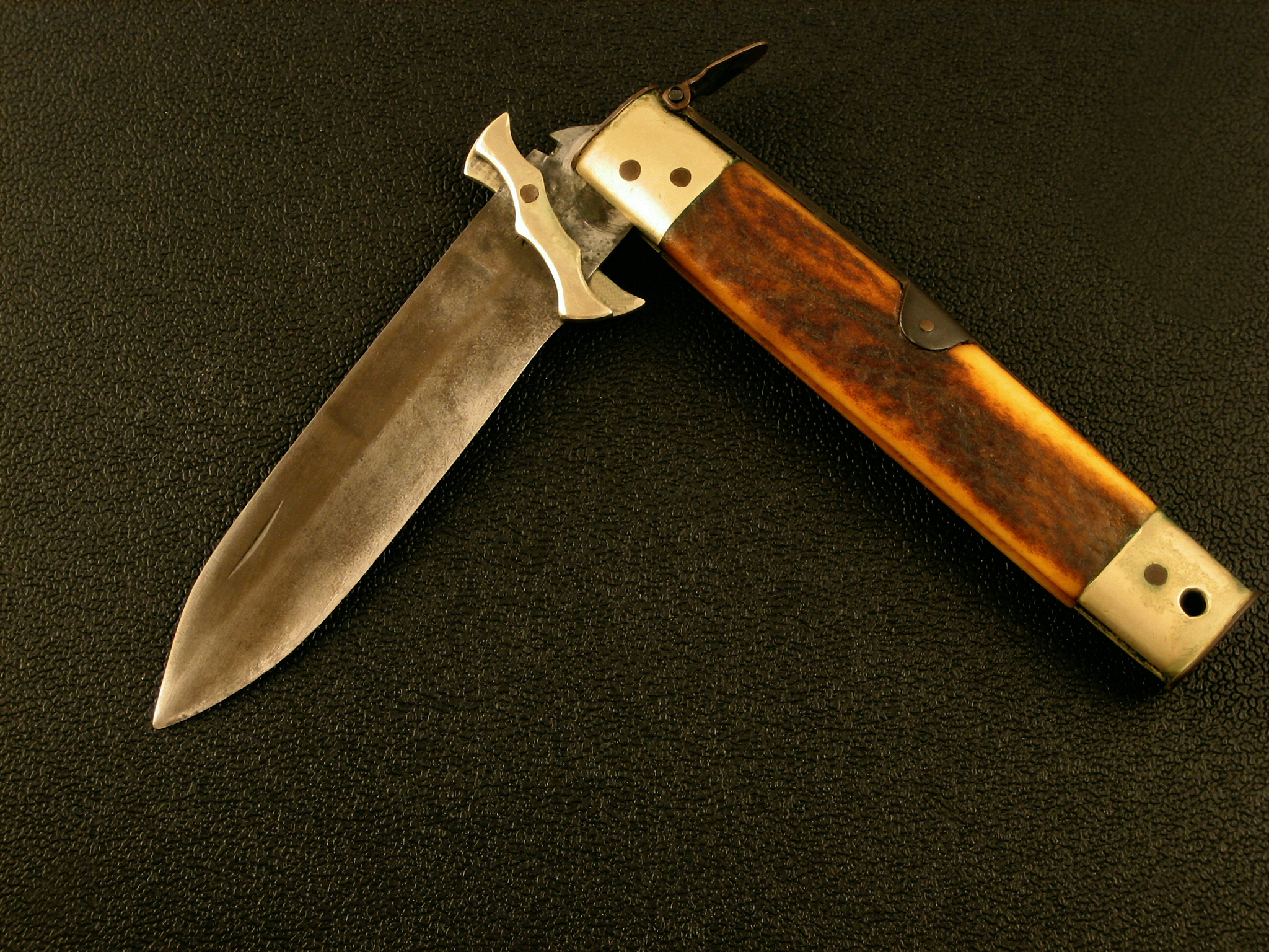 knife