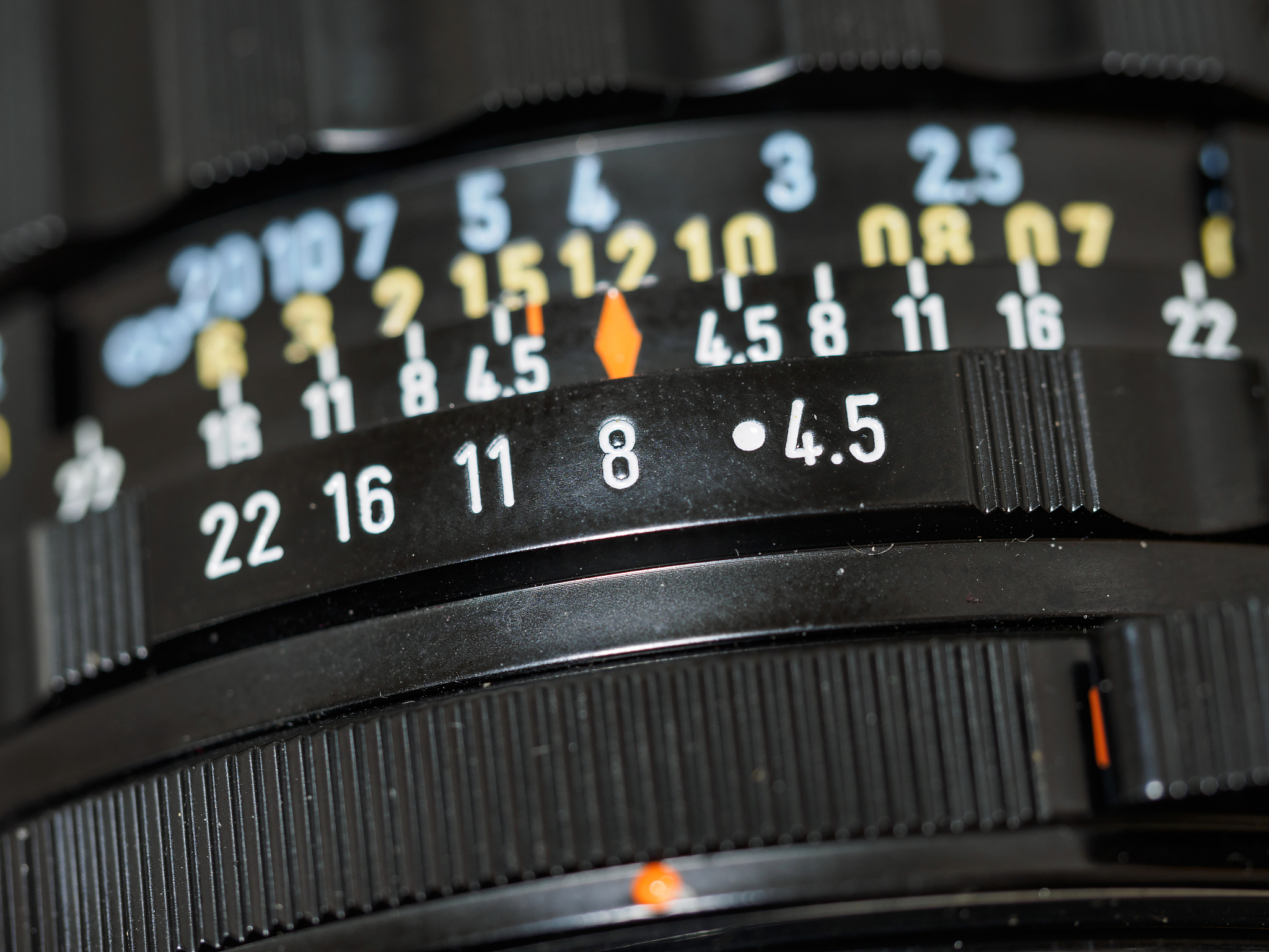 摄影入门指南：掌握曝光、对焦、构图，拍出惊艳照片