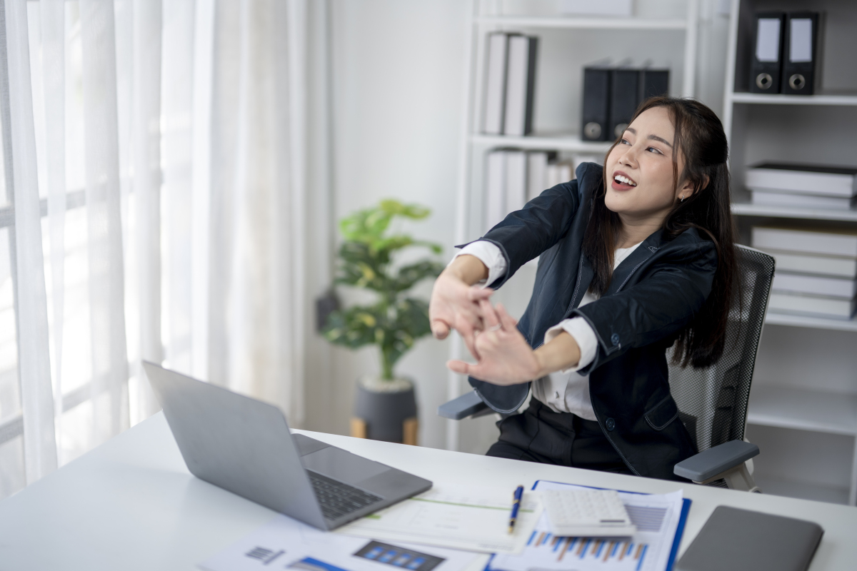 适合女生的高收入工作有哪些 ？