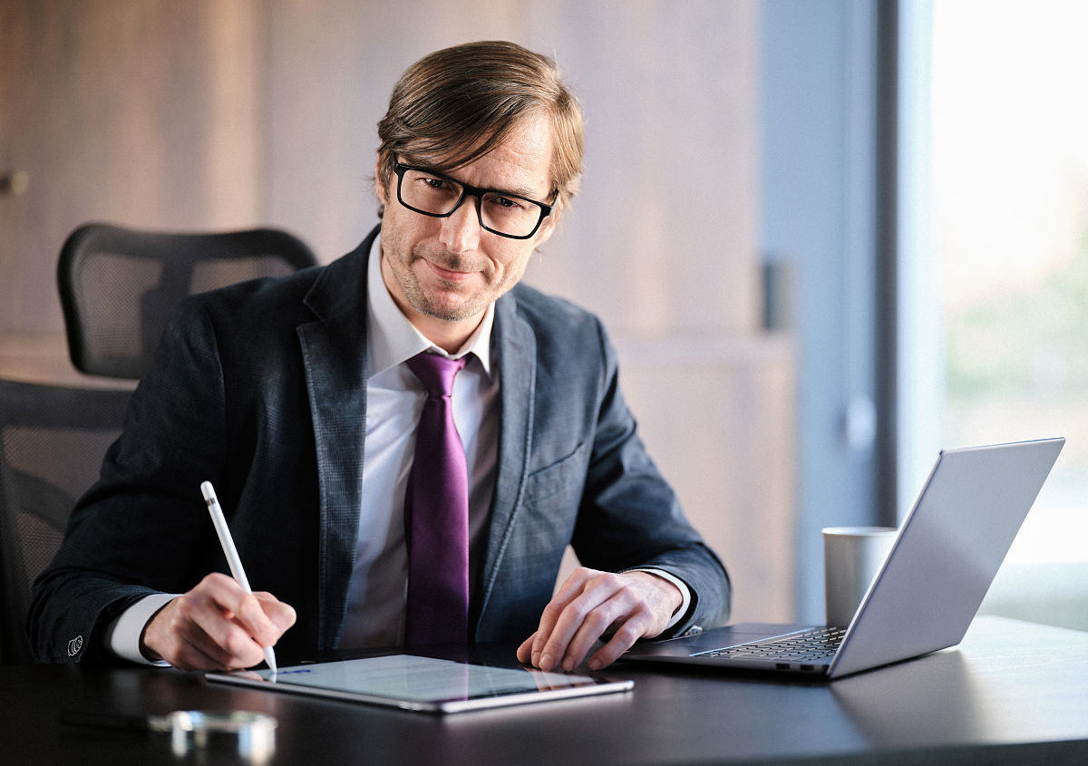 信息服务费合同范本 - 下载免费模板