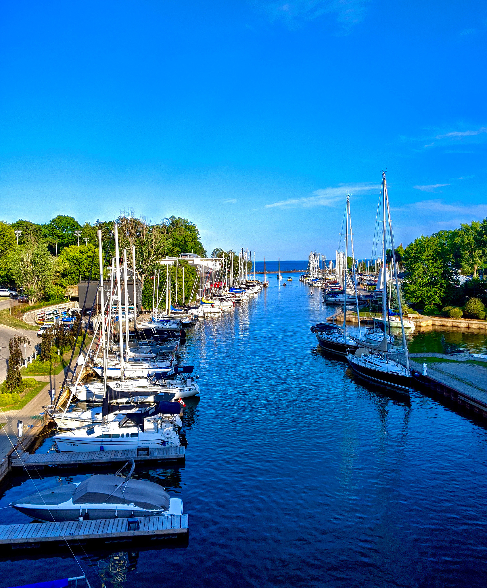 Ningbo: A Coastal City with Delicious Seafood & Stunning Views