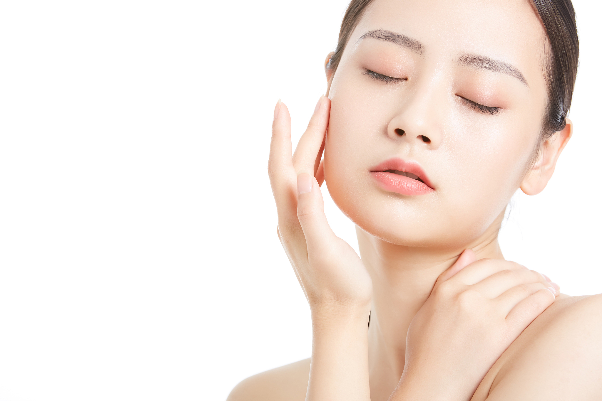 美肤与美肌那个是标准语